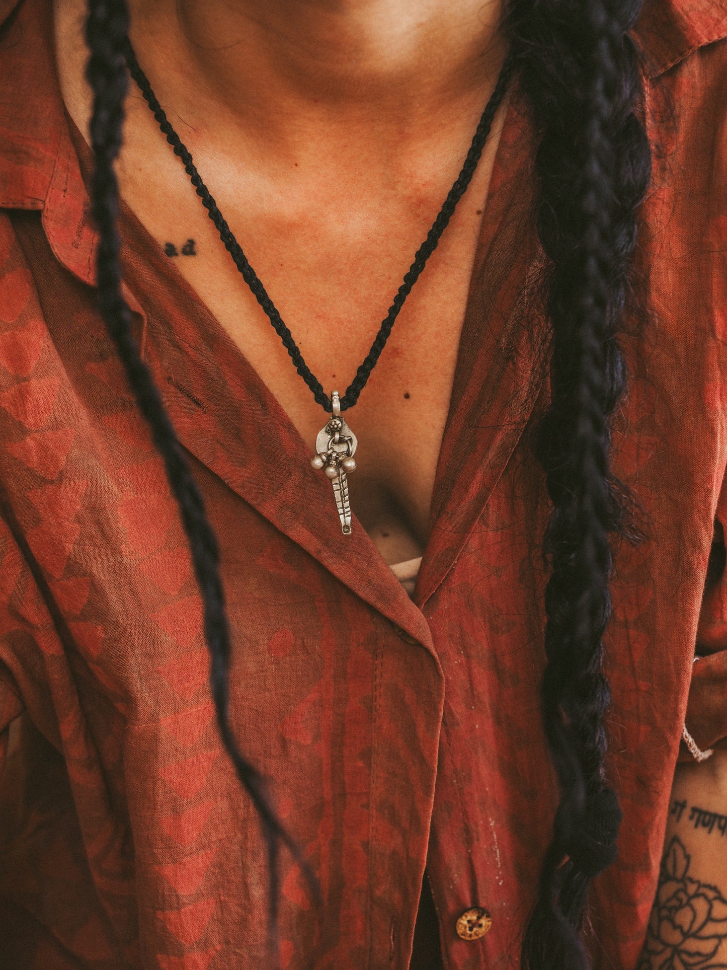 KALA VINTAGE NECKLACE
