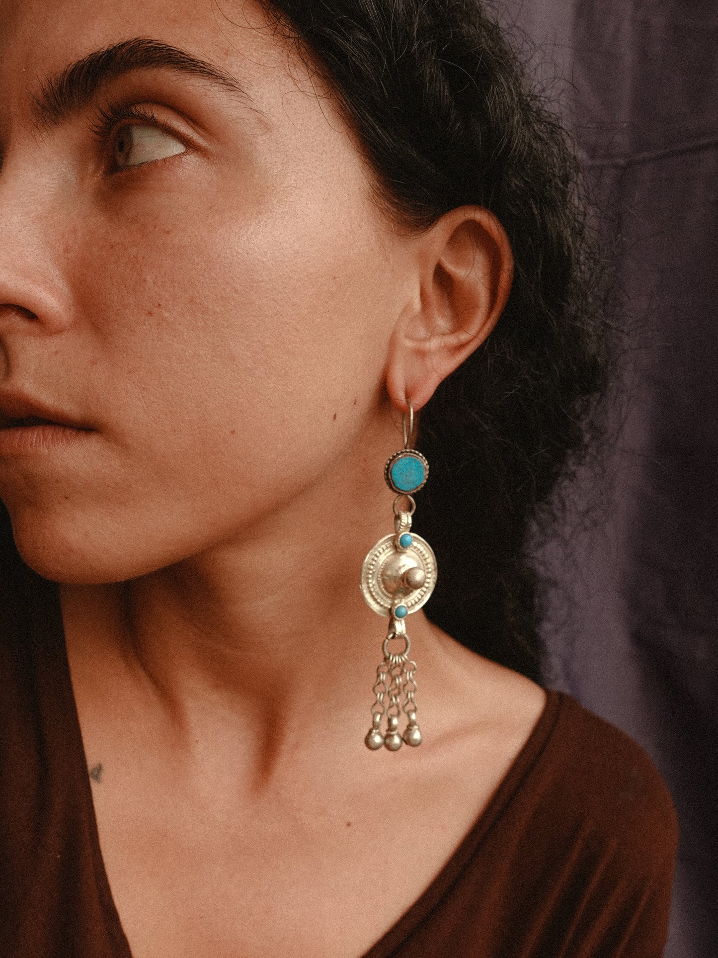 N103- Vintage Singing Earrings