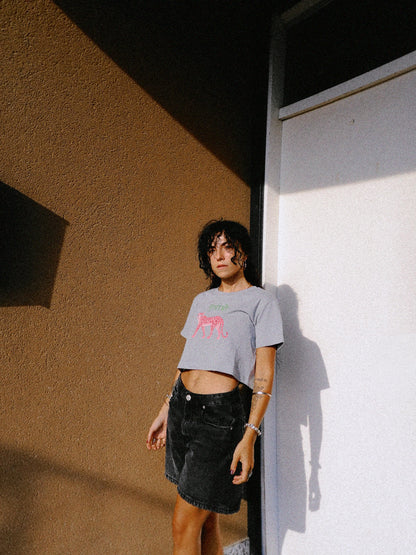 W15- GULABO LEOPARD PRINTED CROPPED T-SHIRT · 200 GSM