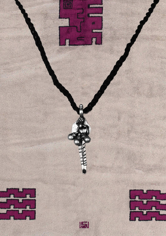 KALA VINTAGE NECKLACE