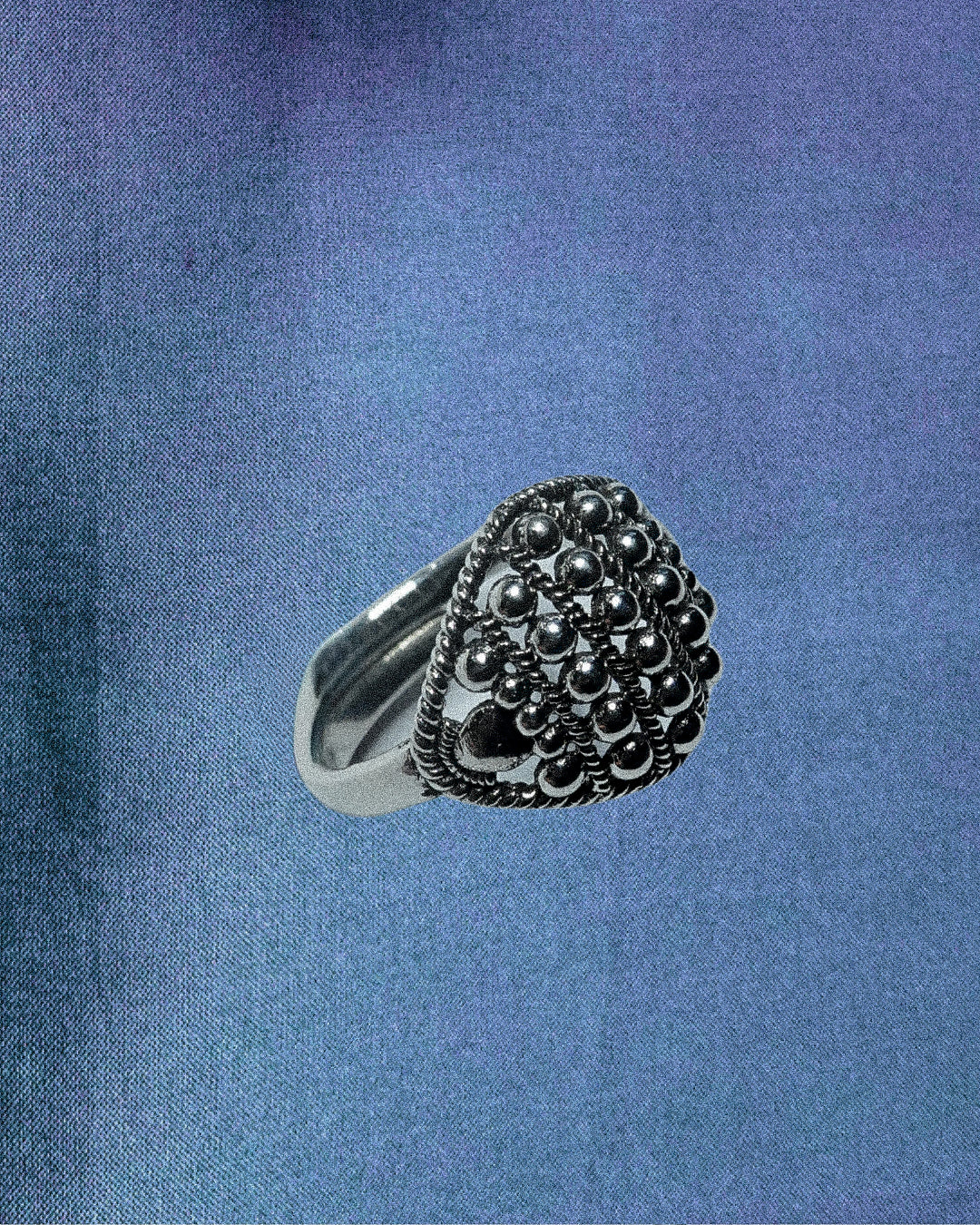 N160 - Bindu Ring Alka