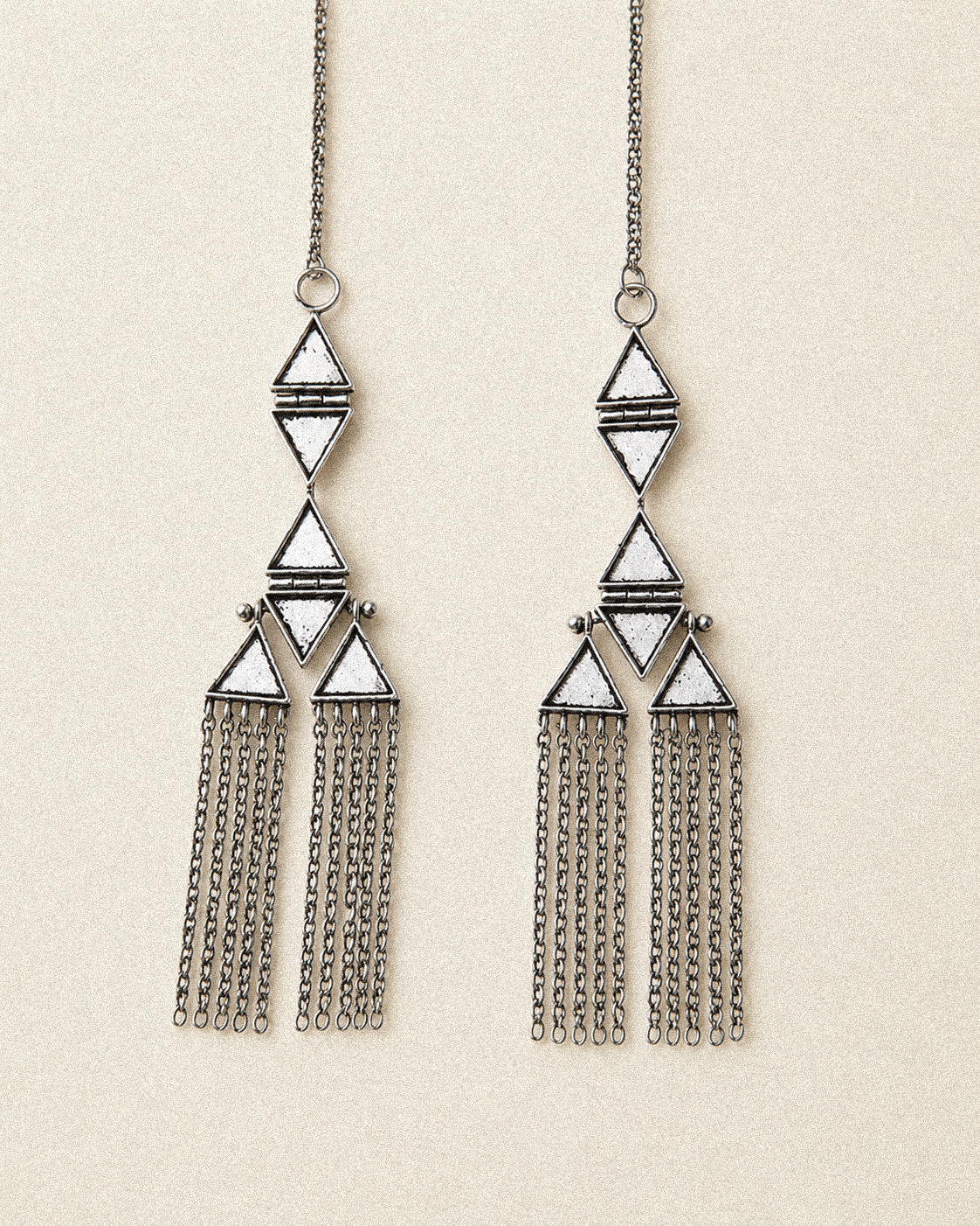 N230 – Climb-Up Mirror Chain Earrings