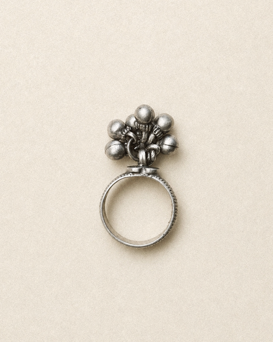 N250- Dil Ring Vintage Silver piece