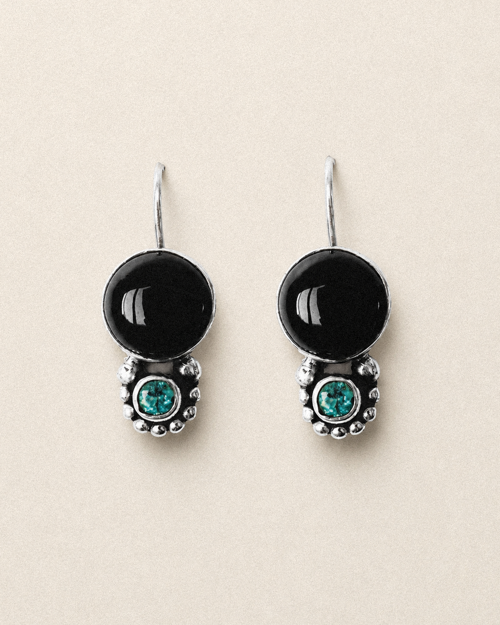 N136- Black Onyx & Turmaline Silver Earrings