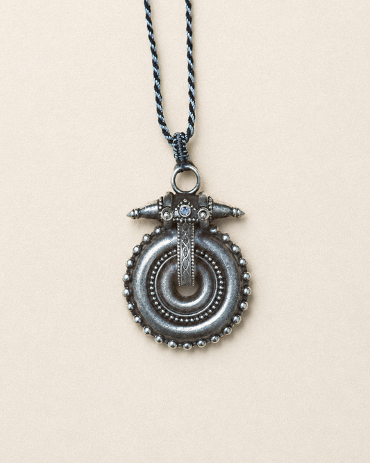 N217-Necklace inspired by traditional Akhota with Tanzanite PREORDER