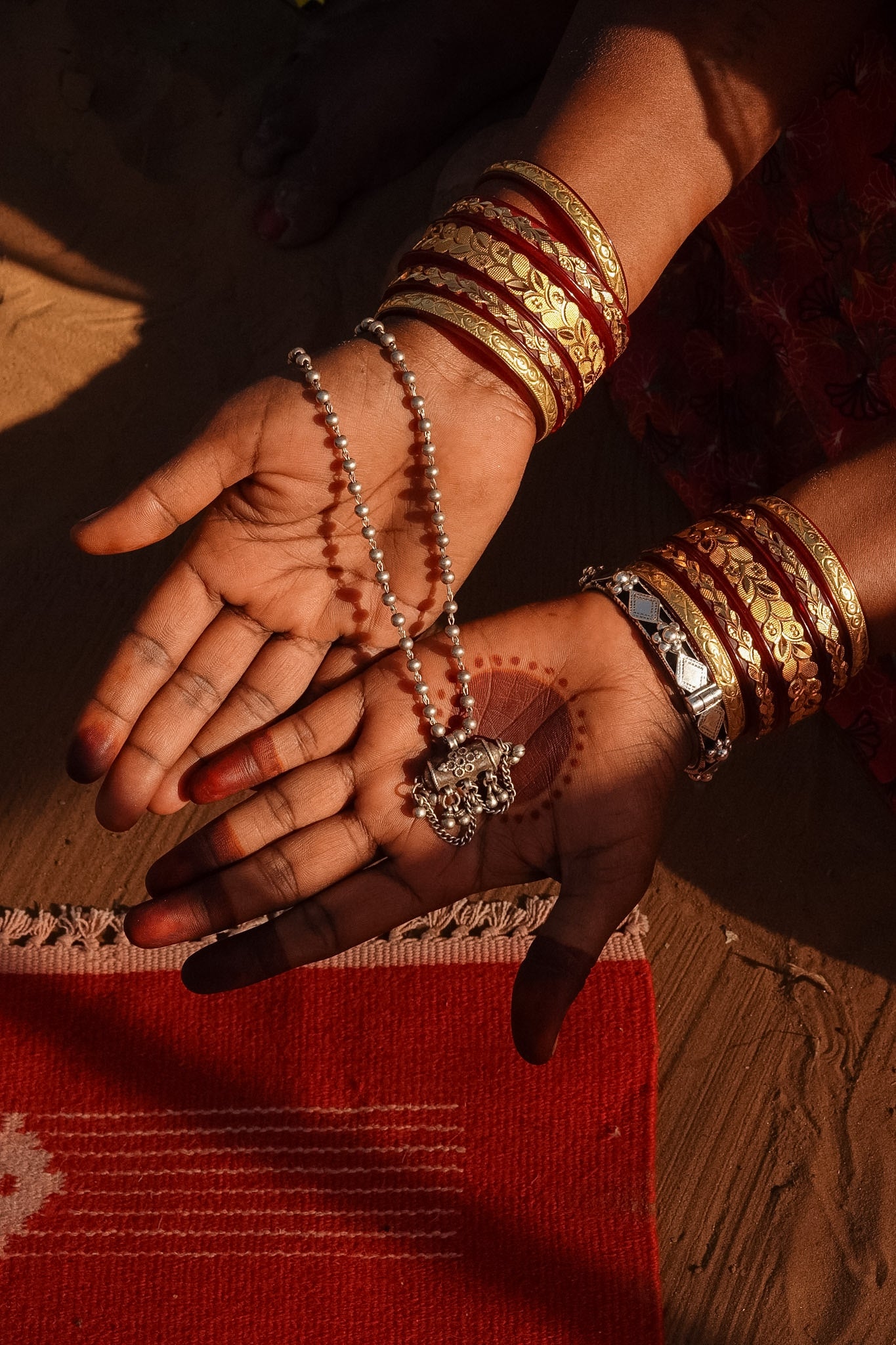 N201 - Taweez Double-Sided Silver Necklace MUSEUM