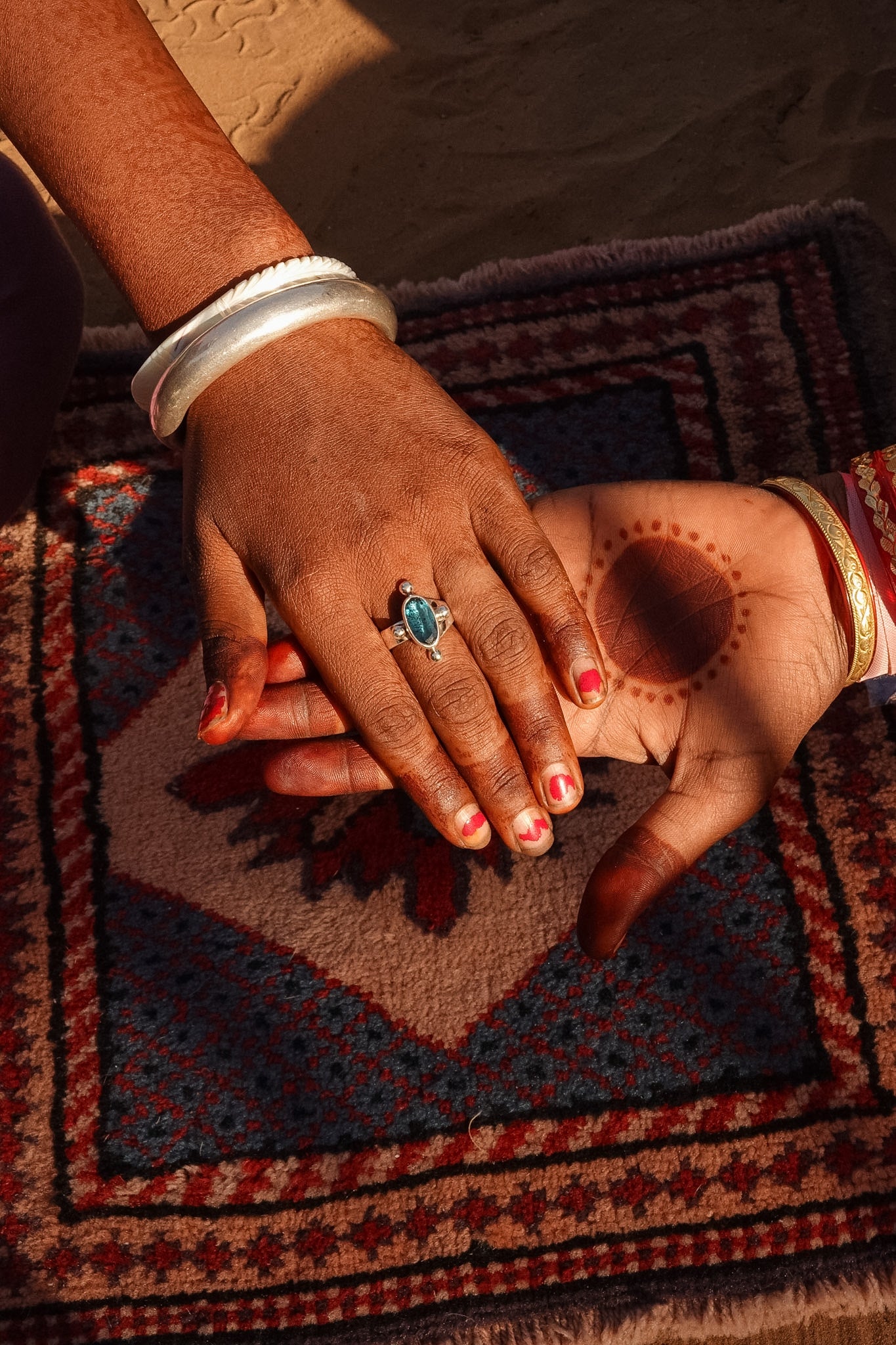 N179 - Silver Ring with with Faceted Kyanite
