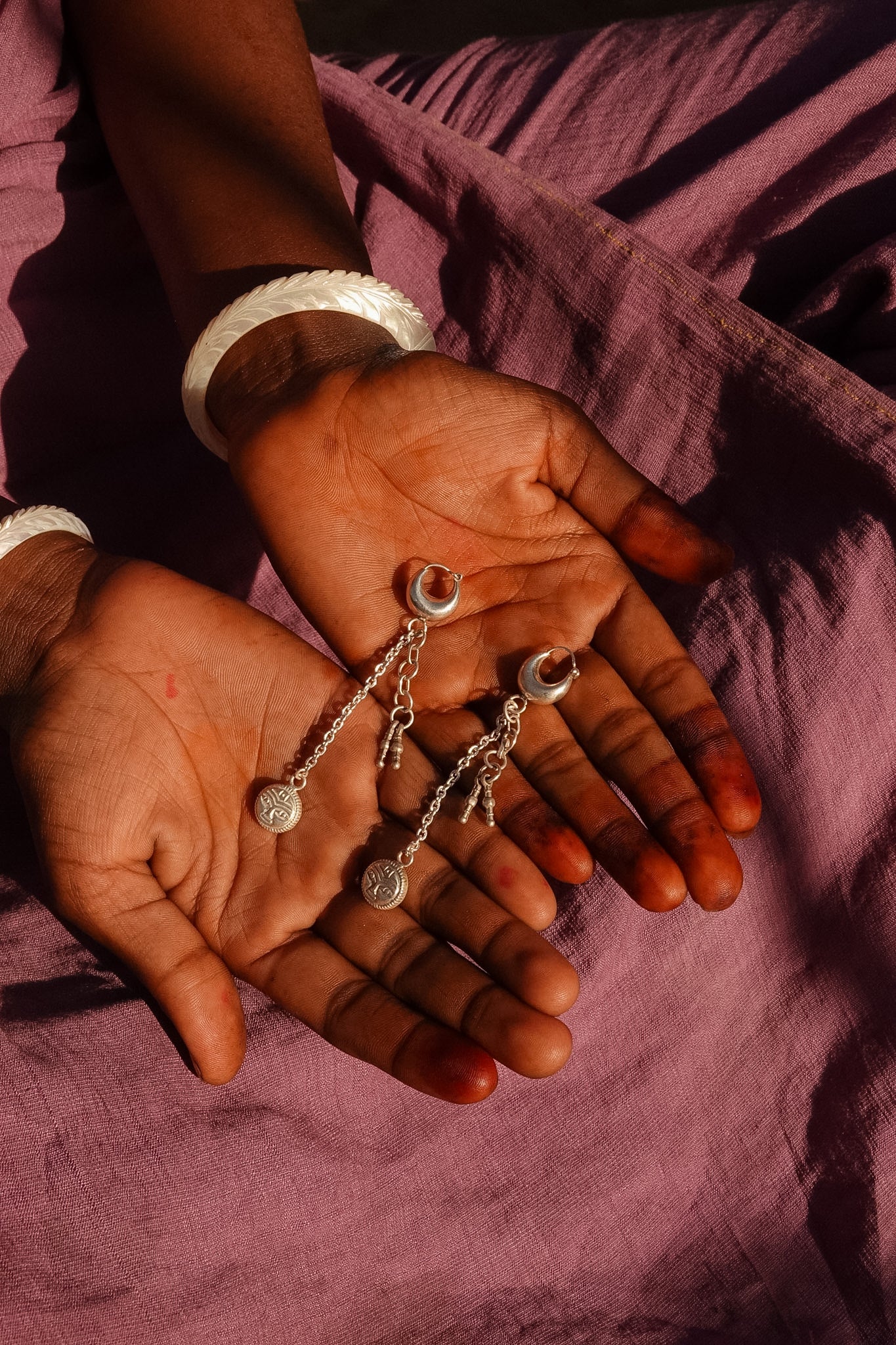 N206 - Sun Nazarya 925  Silver Earrings