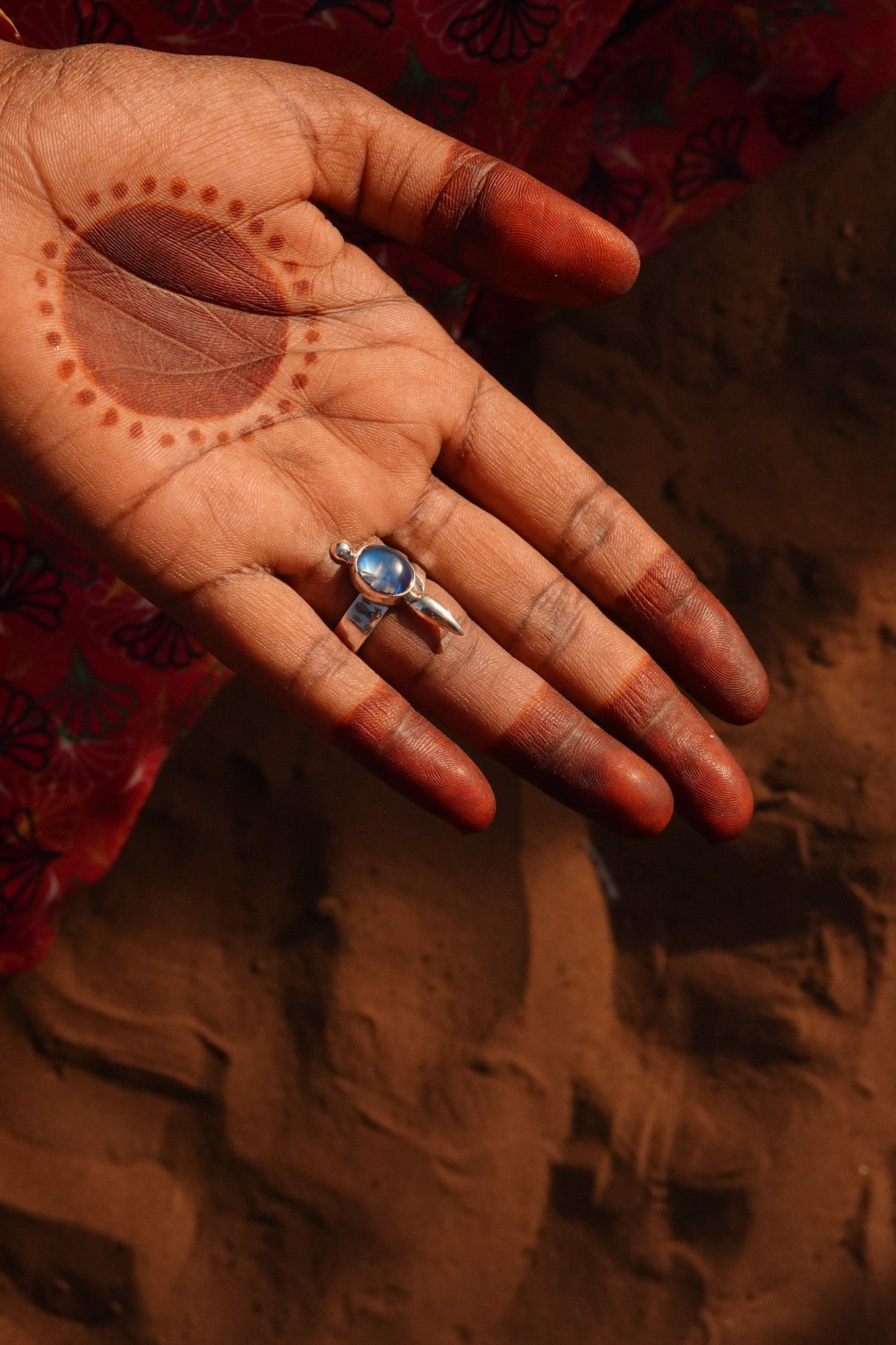 N178 - Silver Ring with  Rainbow Moonstone