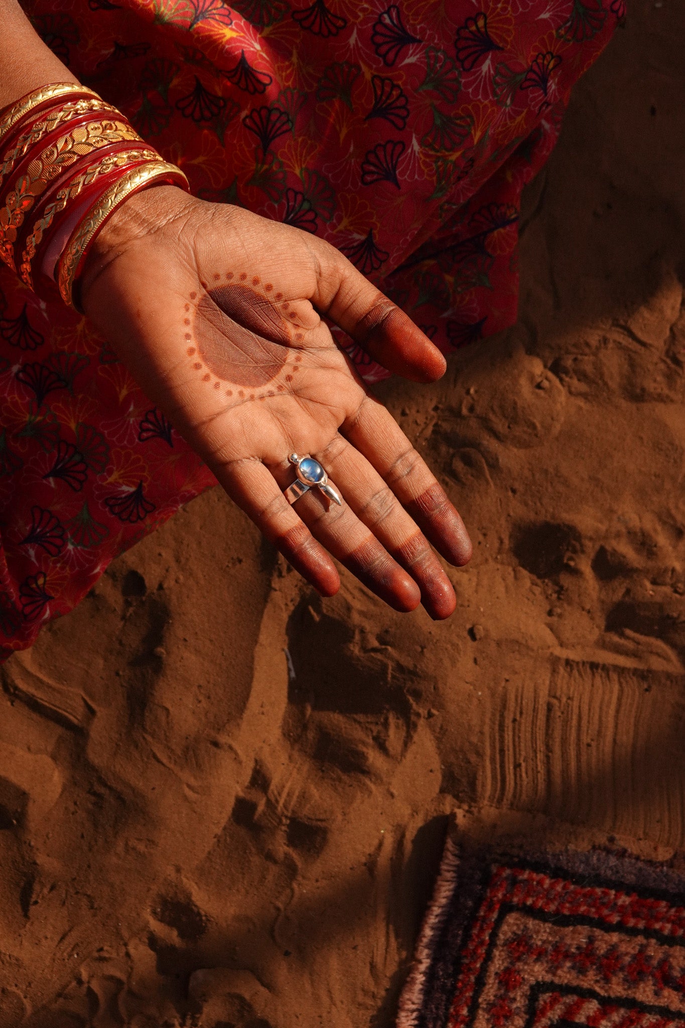 N178 - Silver Ring with  Rainbow Moonstone