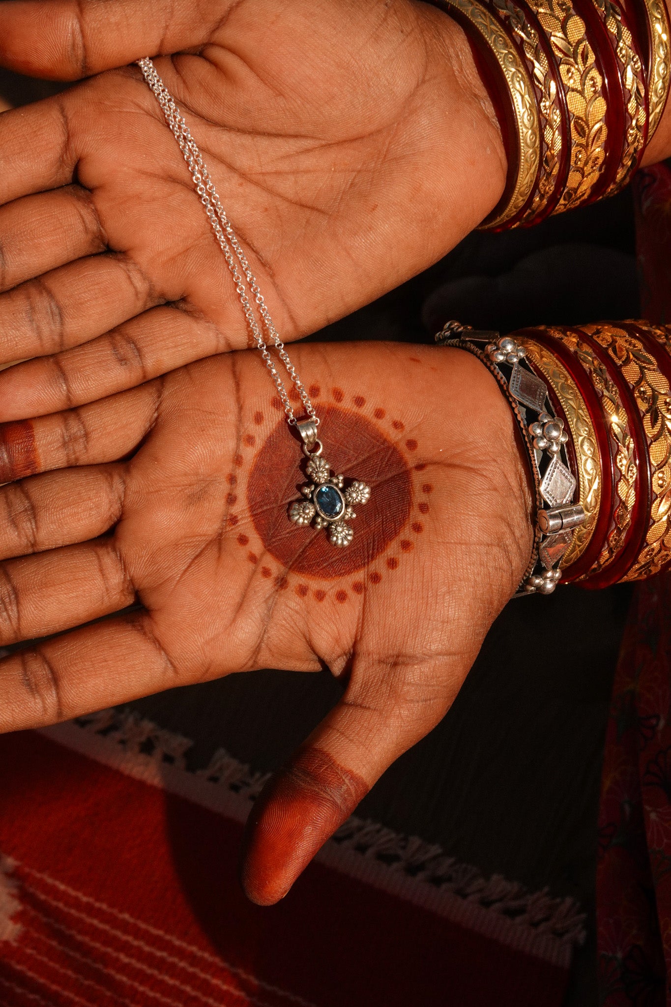 N190- Ocean Blue Kyanite Silver Cross