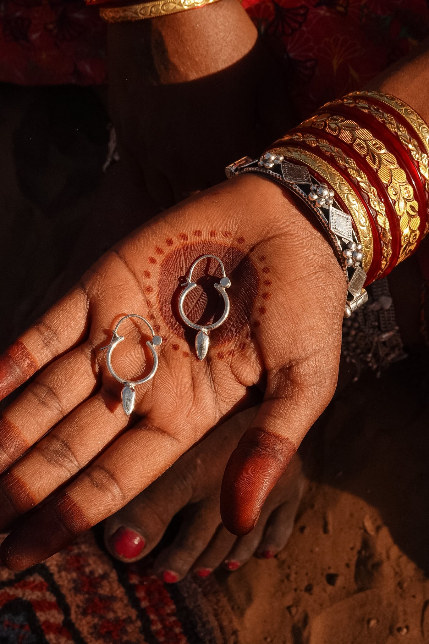 N205- Desert Thorn Silver Hoops XS