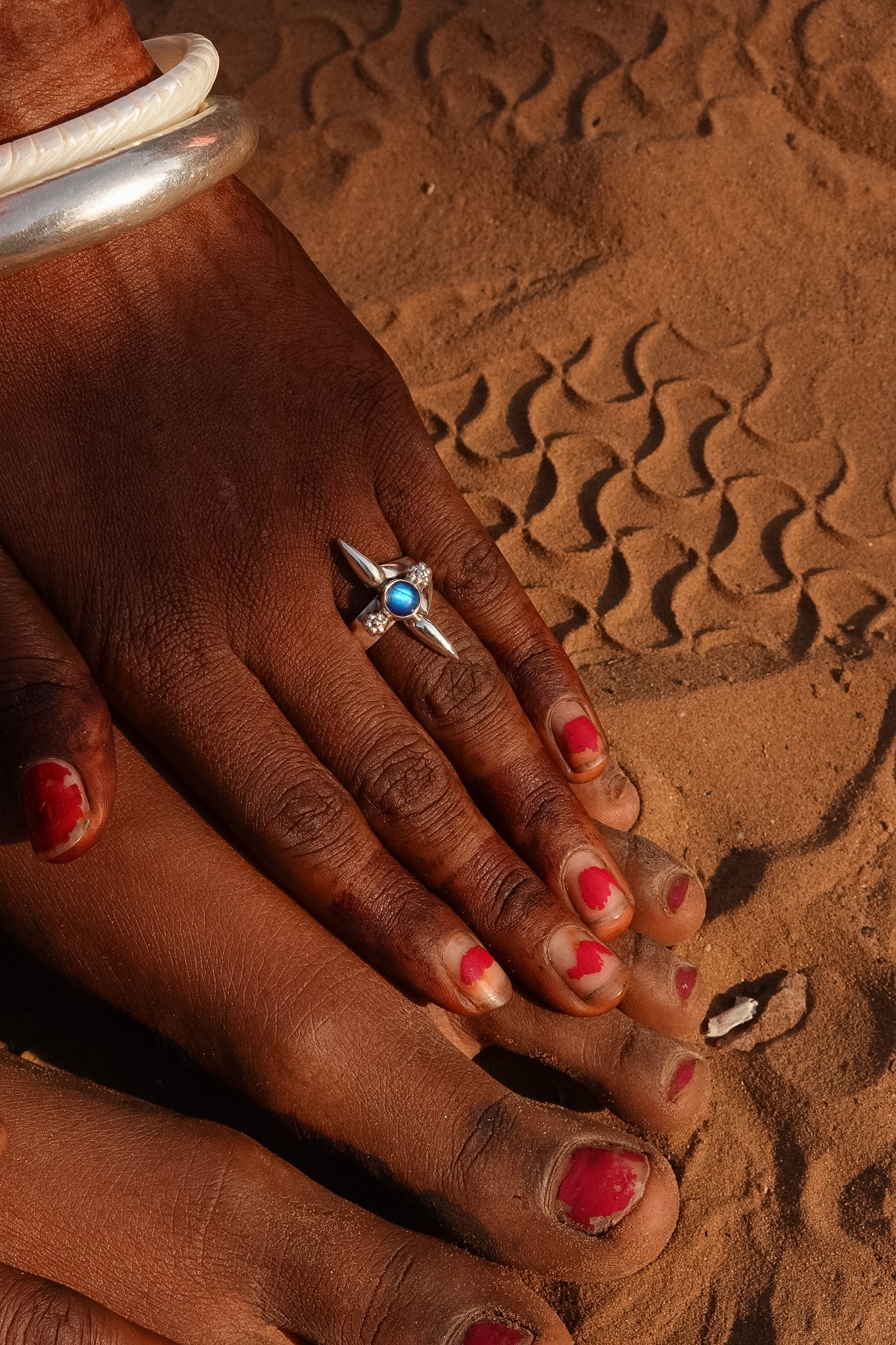 N177 - Silver Ring with  Rainbow Moonstone