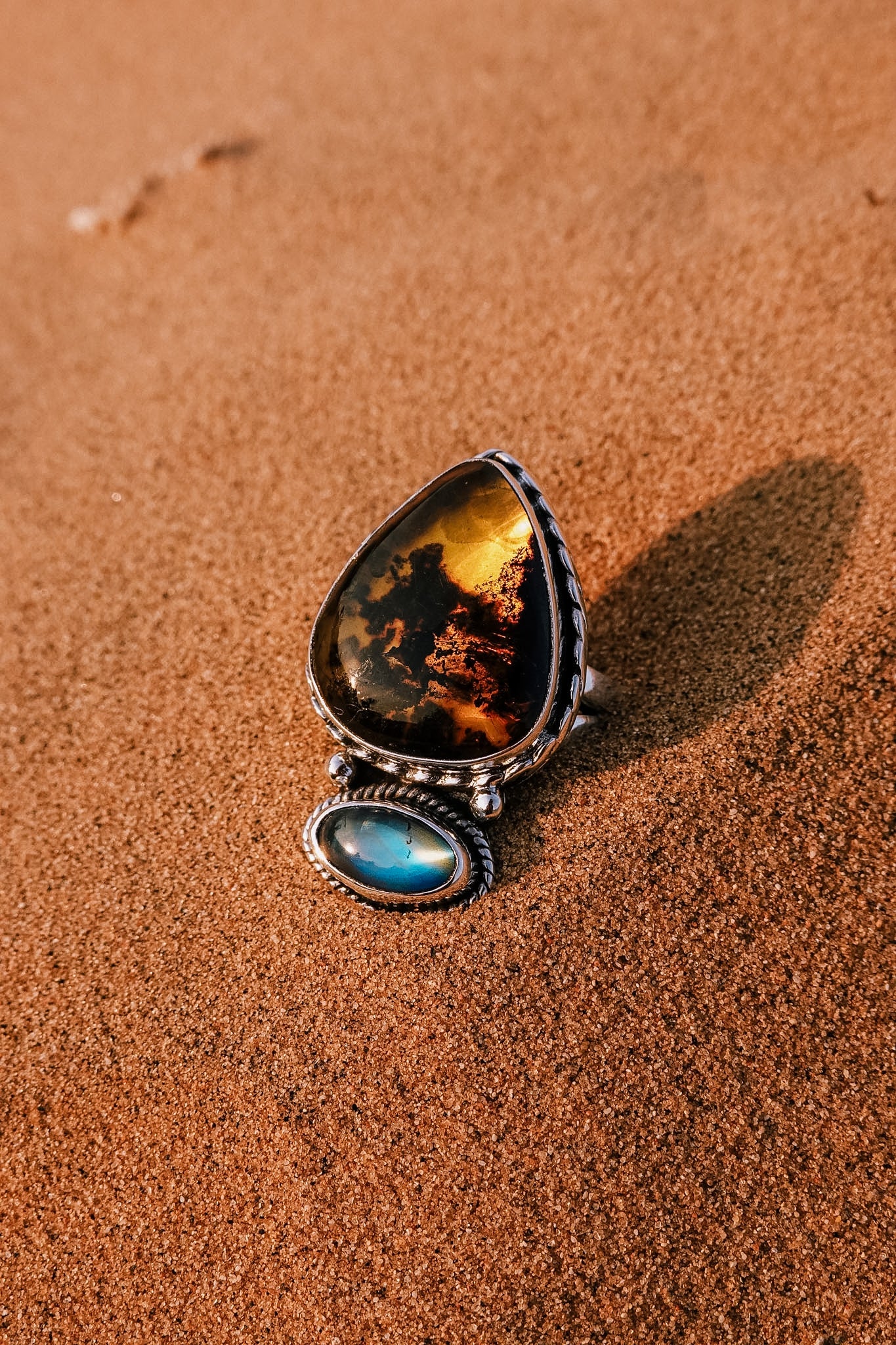 N176 - Silver Ring with Mexican Amber & Rainbow Moonstone