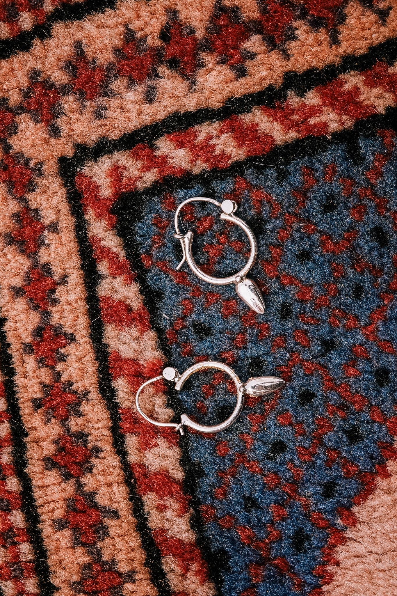 N205- Desert Thorn Silver Hoops XS