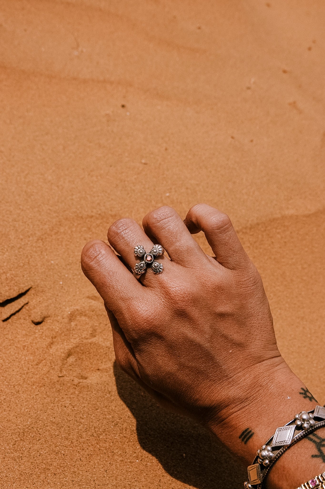 N181 - Phool Silver Ring Orange Garnet & Turmaline