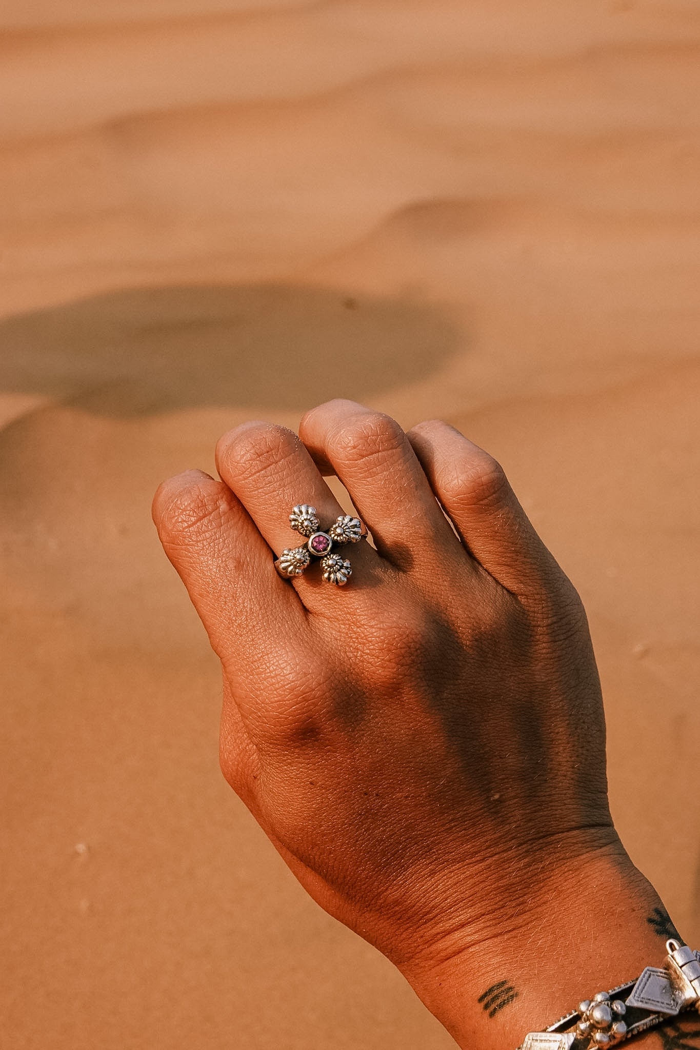 N181 - Phool Silver Ring Orange Garnet & Turmaline