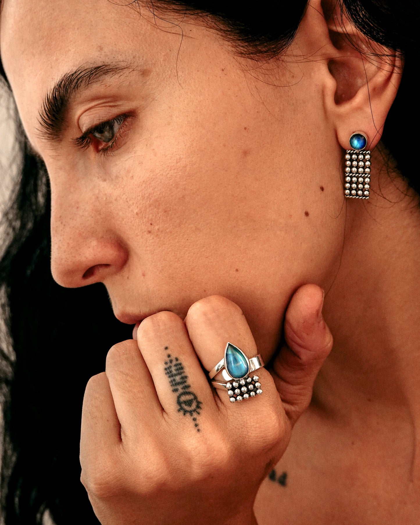 N148- JADDOO SET Blue Rainbow Moonstone Earrings & Rings