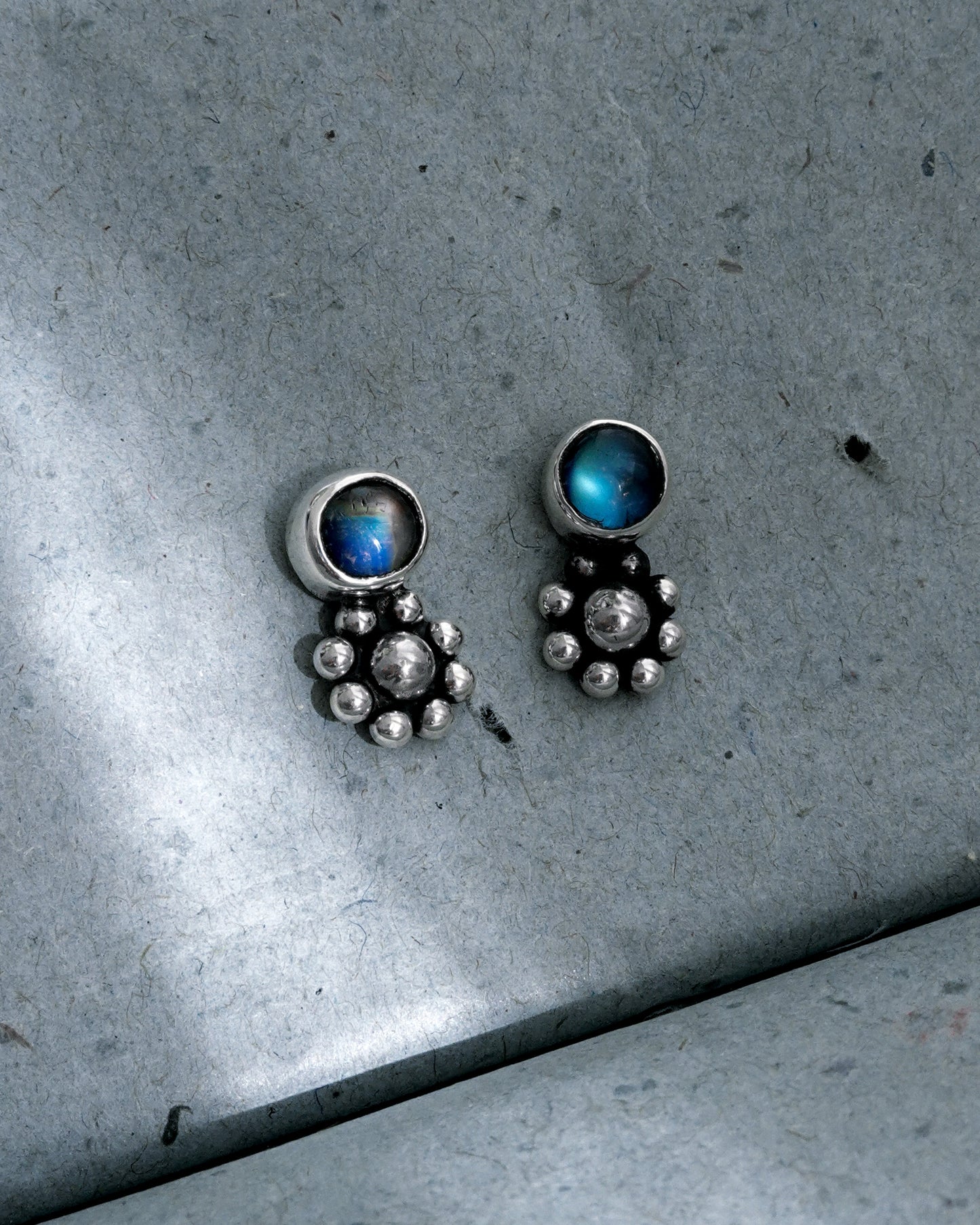 N149- PHOOL SET Blue Rainbow Moonstone Earrings, Necklace & Ring