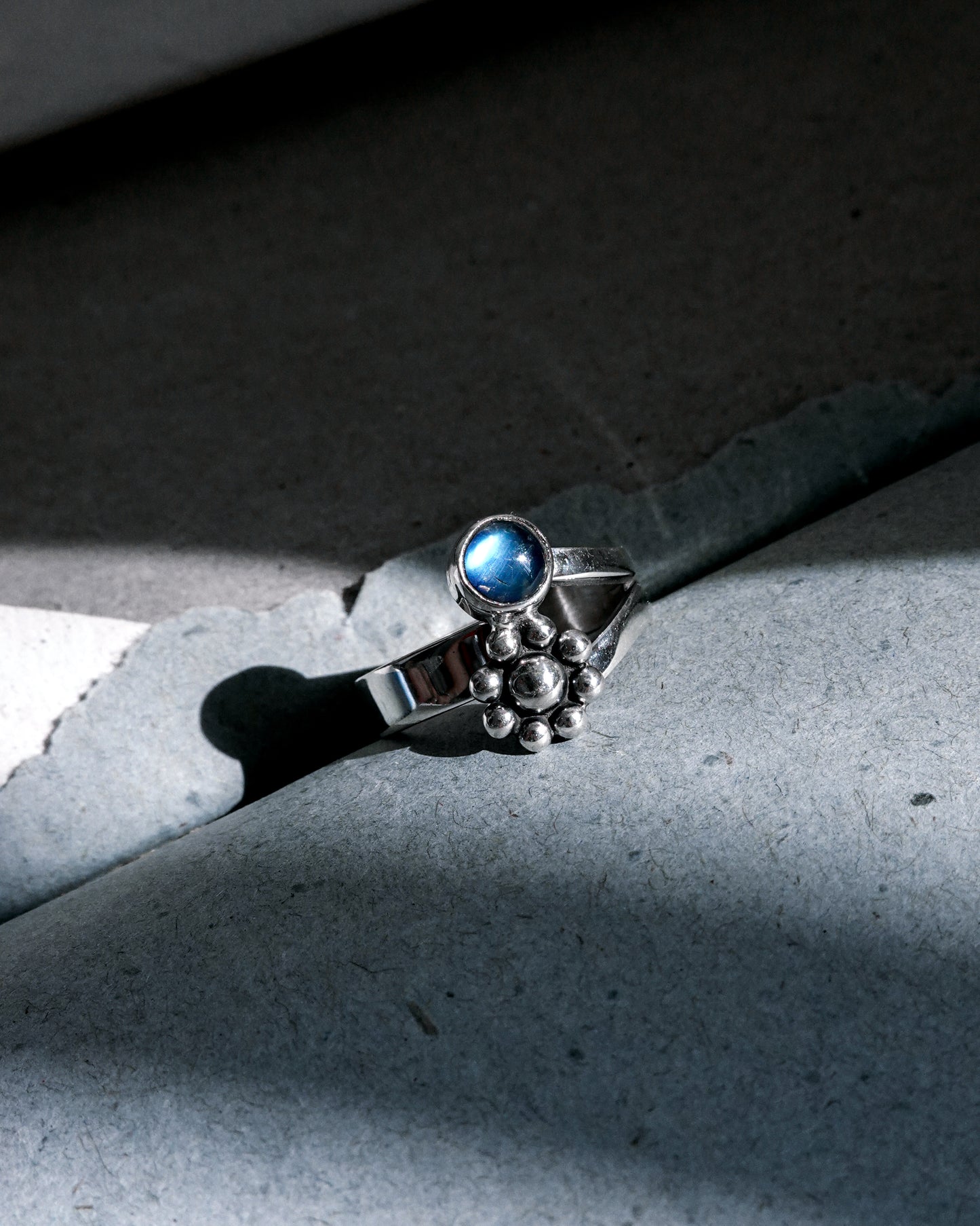 N149- PHOOL SET Blue Rainbow Moonstone Earrings, Necklace & Ring