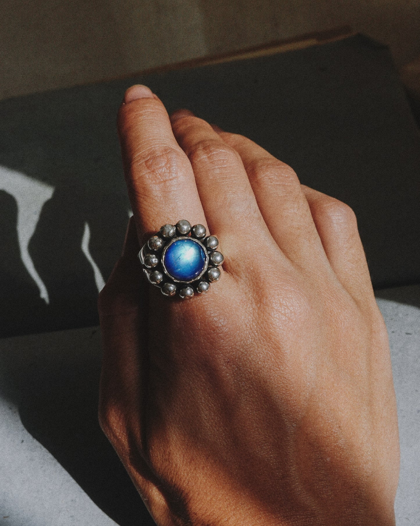 N117 - Phool Rainbow moonstone  Adjustable Silver Ring