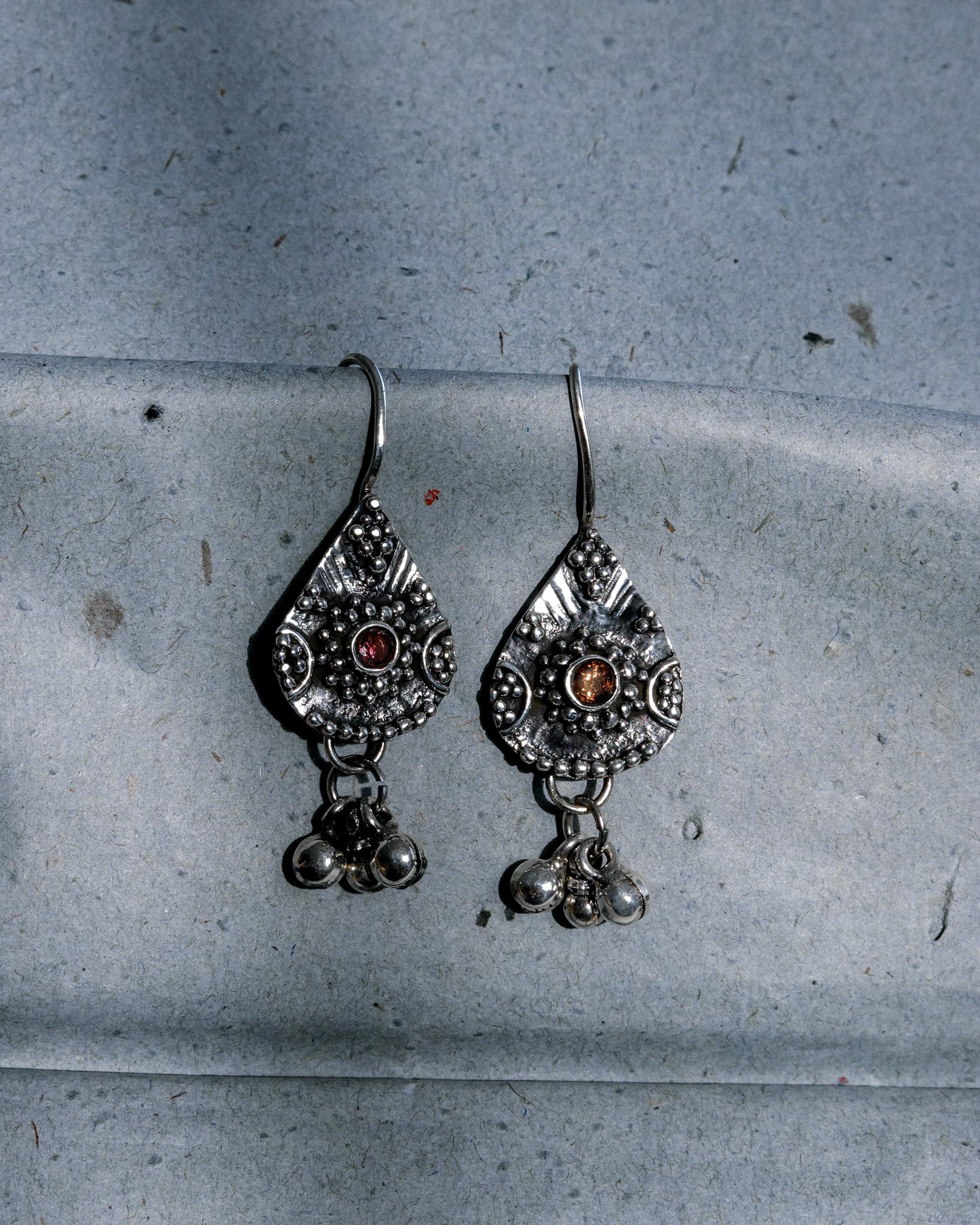 N144- Pink Turmaline Granulation Silver earrings