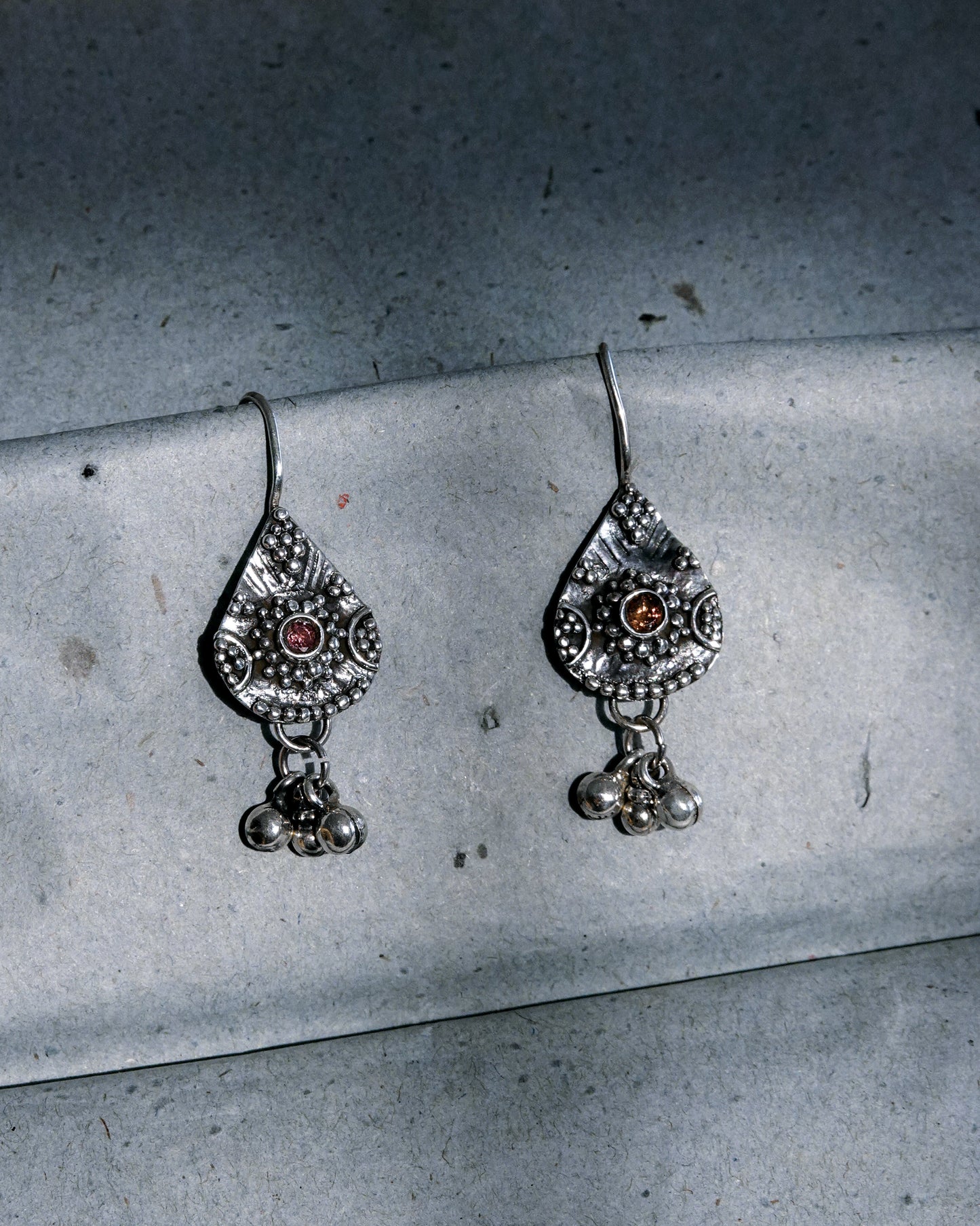 N144- Pink Turmaline Granulation Silver earrings