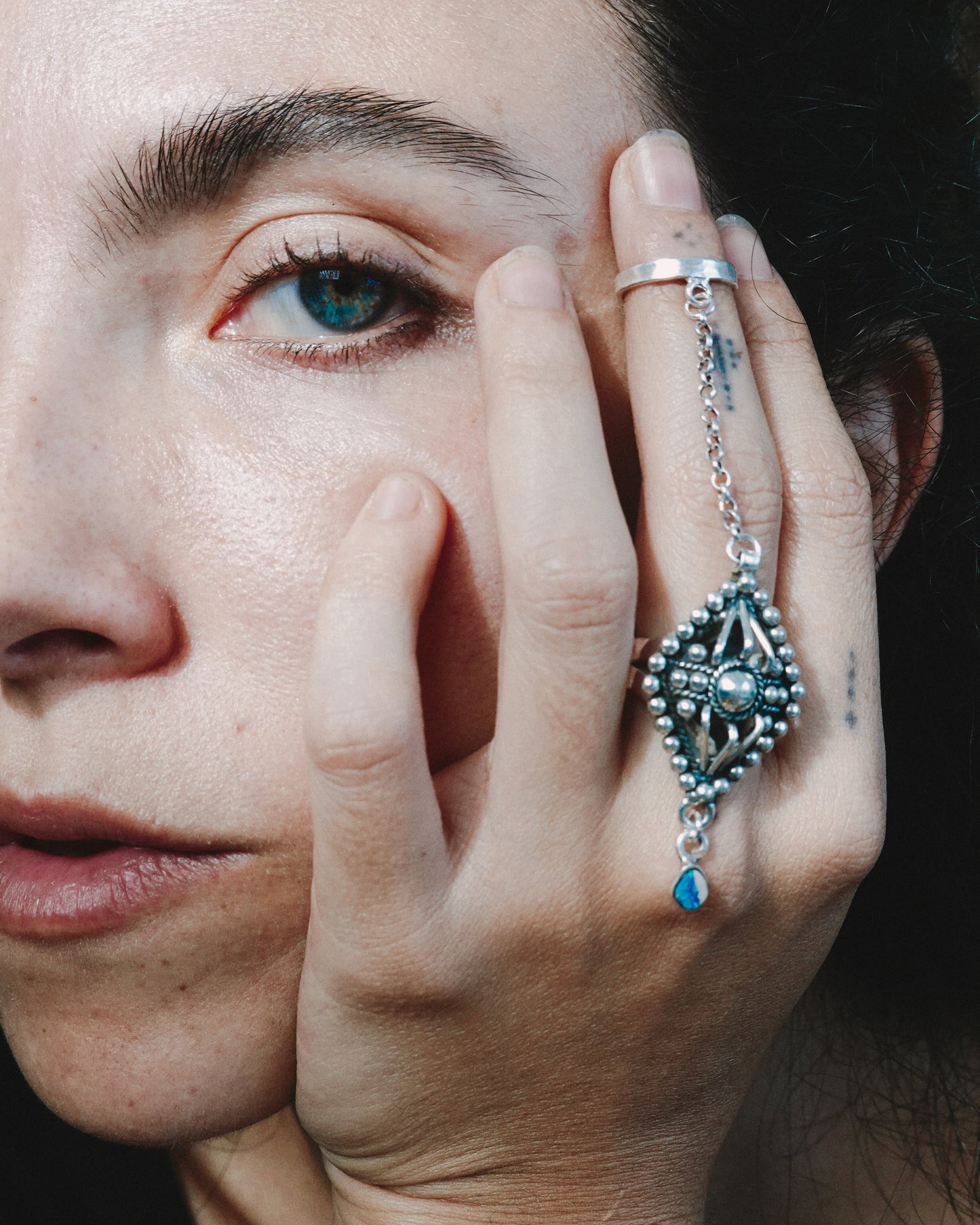 N122 - Australian Opal  Chain Adjustable Silver Ring