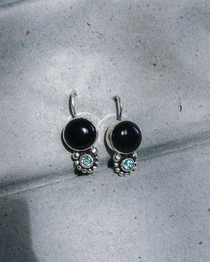 N136- Black Onyx & Turmaline Silver Earrings