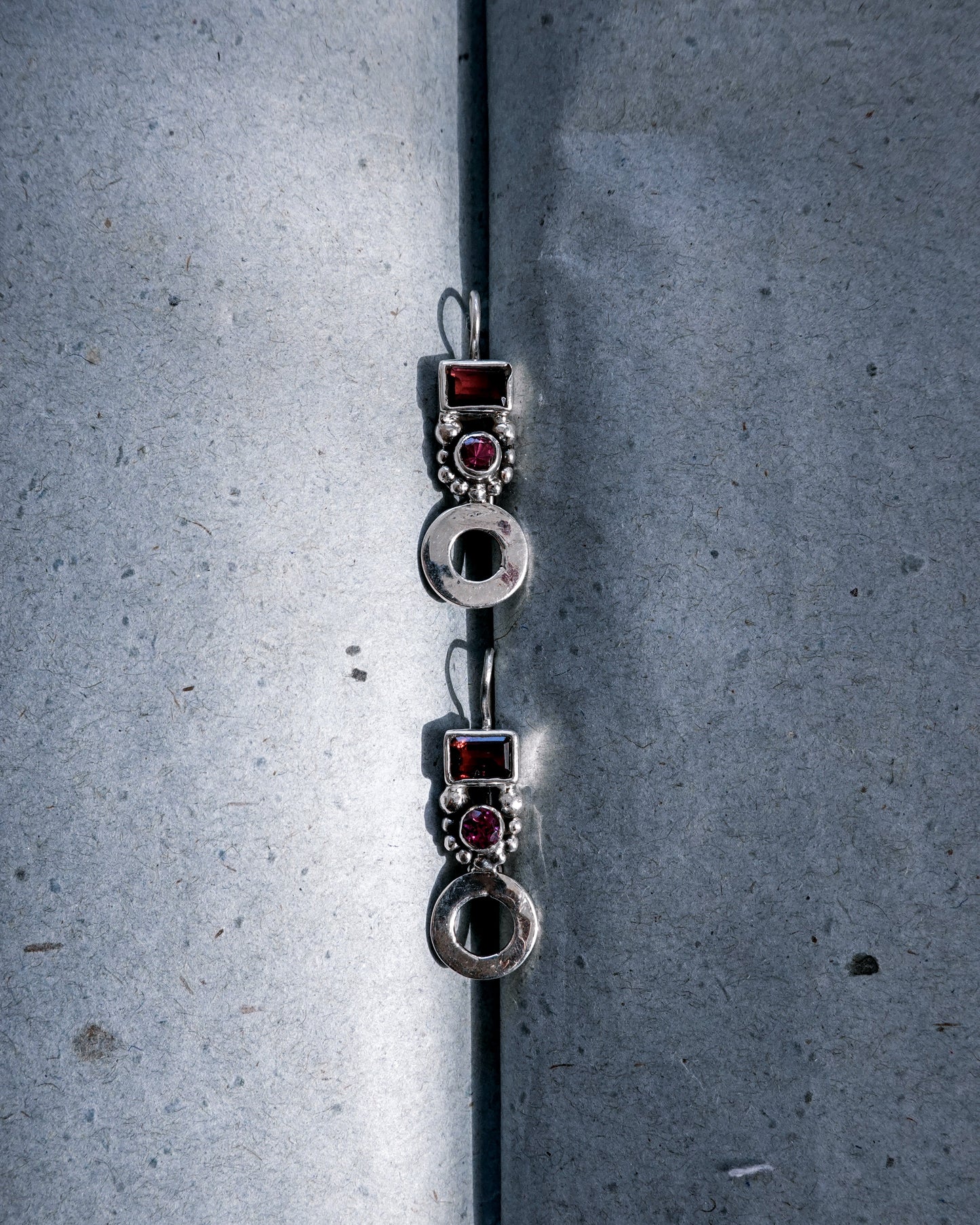 N138- Garnet & Turmaline Silver Earrings