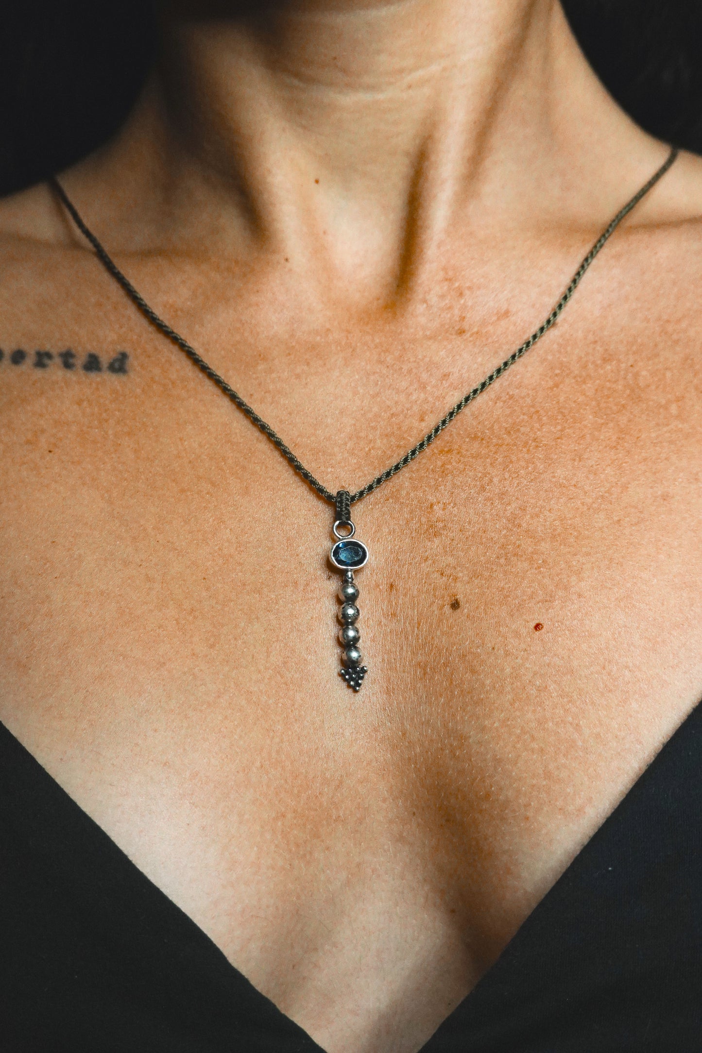 N154 - Dots Dots necklaces