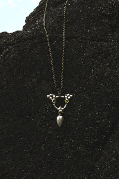 N153 - Peridot Tris Silver Necklace