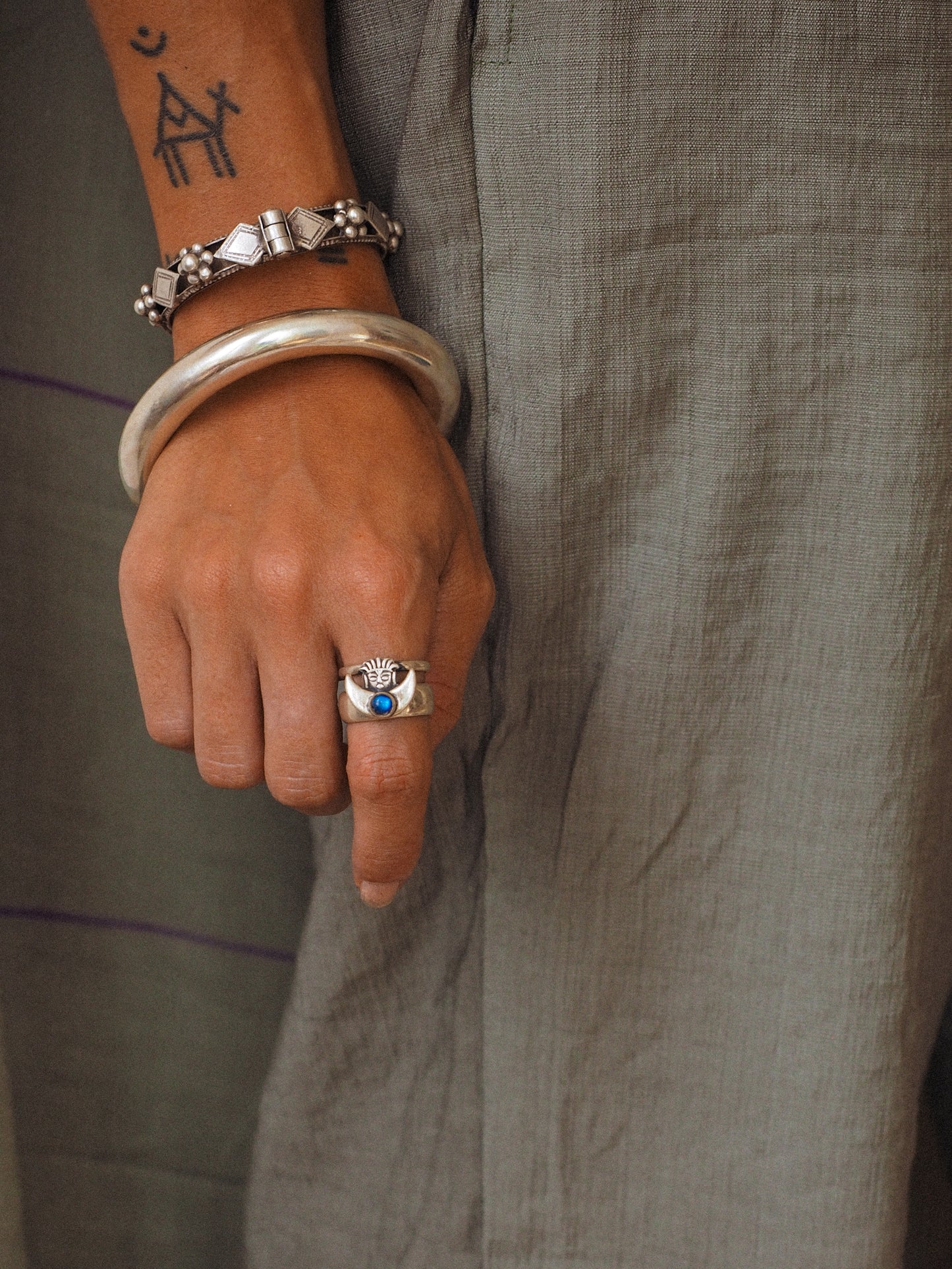 N59 – Handmade Silver 925 Adjustable Ring with Moonstone