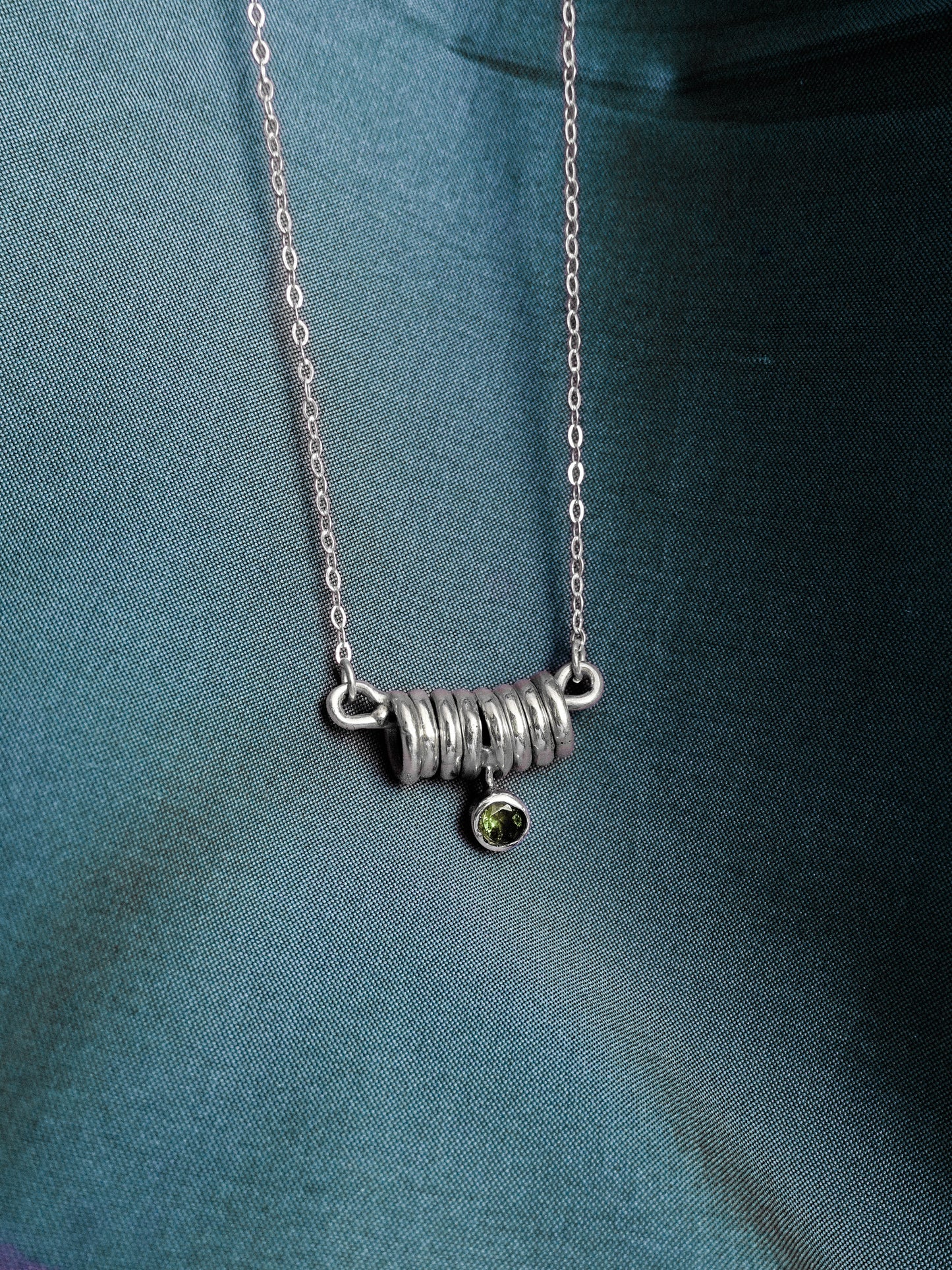 N84- Solid Silver Rings Necklace with green Turmaline