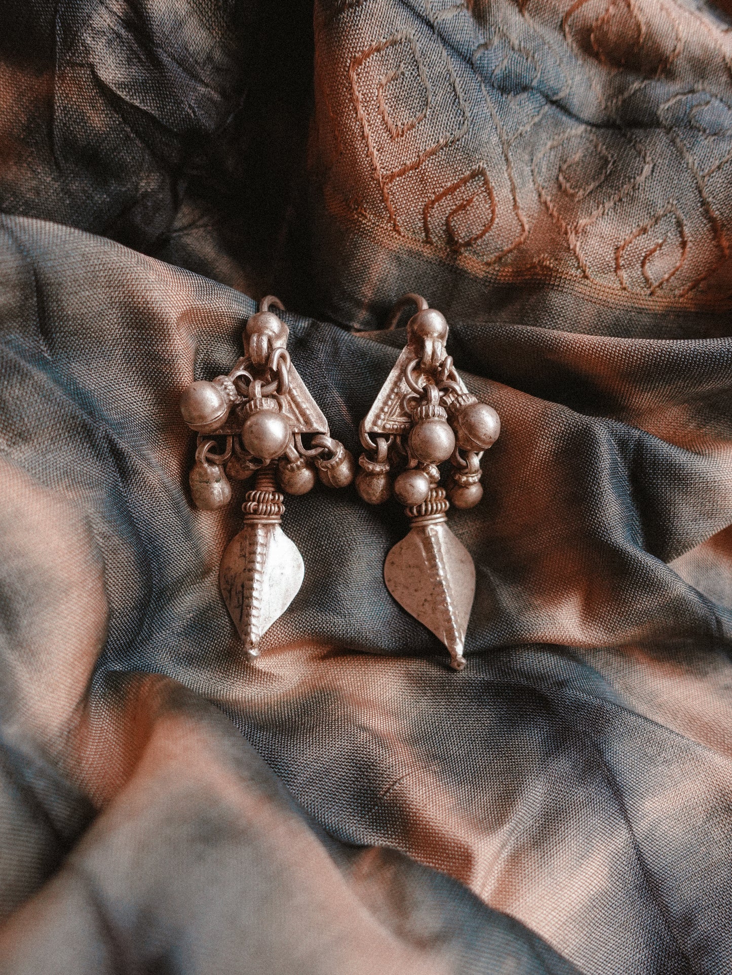 N102 – Ognia Tribal Vintage Earrings