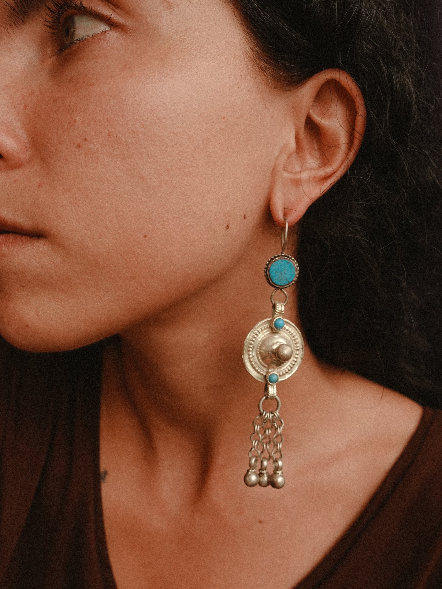 N103- Vintage Singing Earrings