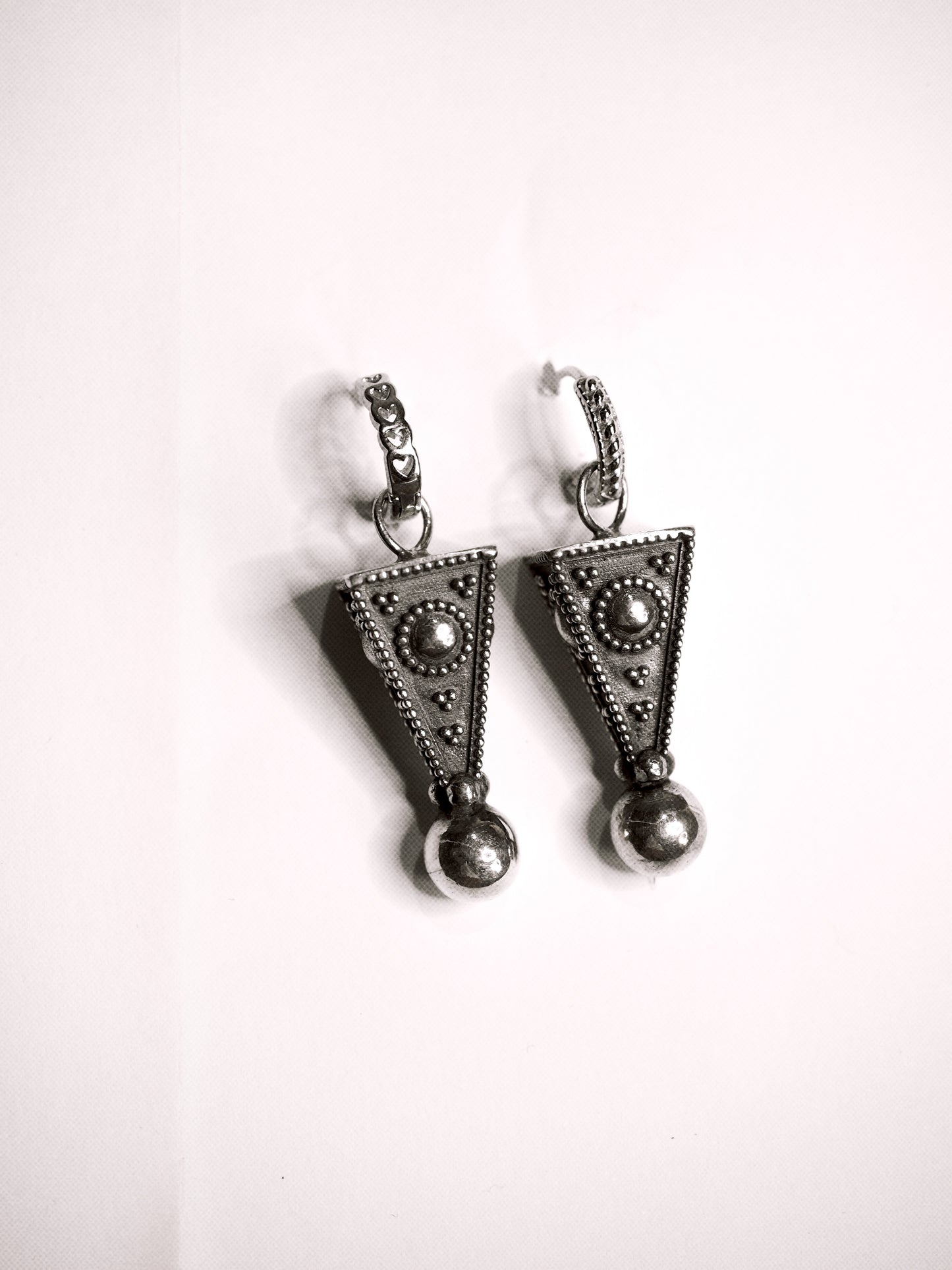 N94 - PYSD Pyramidal earrings Silver 925