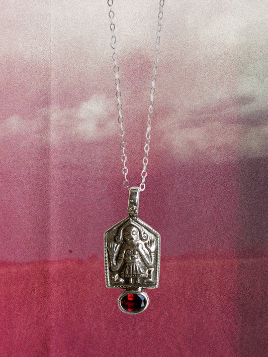 N81- AHOI MATA icon Necklace  Silver 925 Handamade with faceted garnet