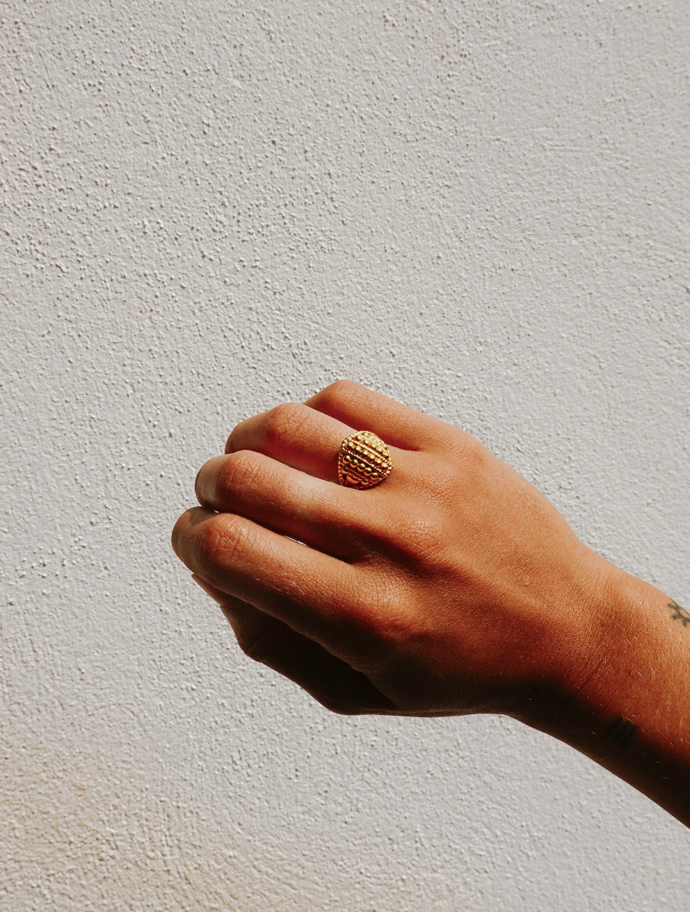 N212 - Bindu Ring Alka Brass with Gold plating