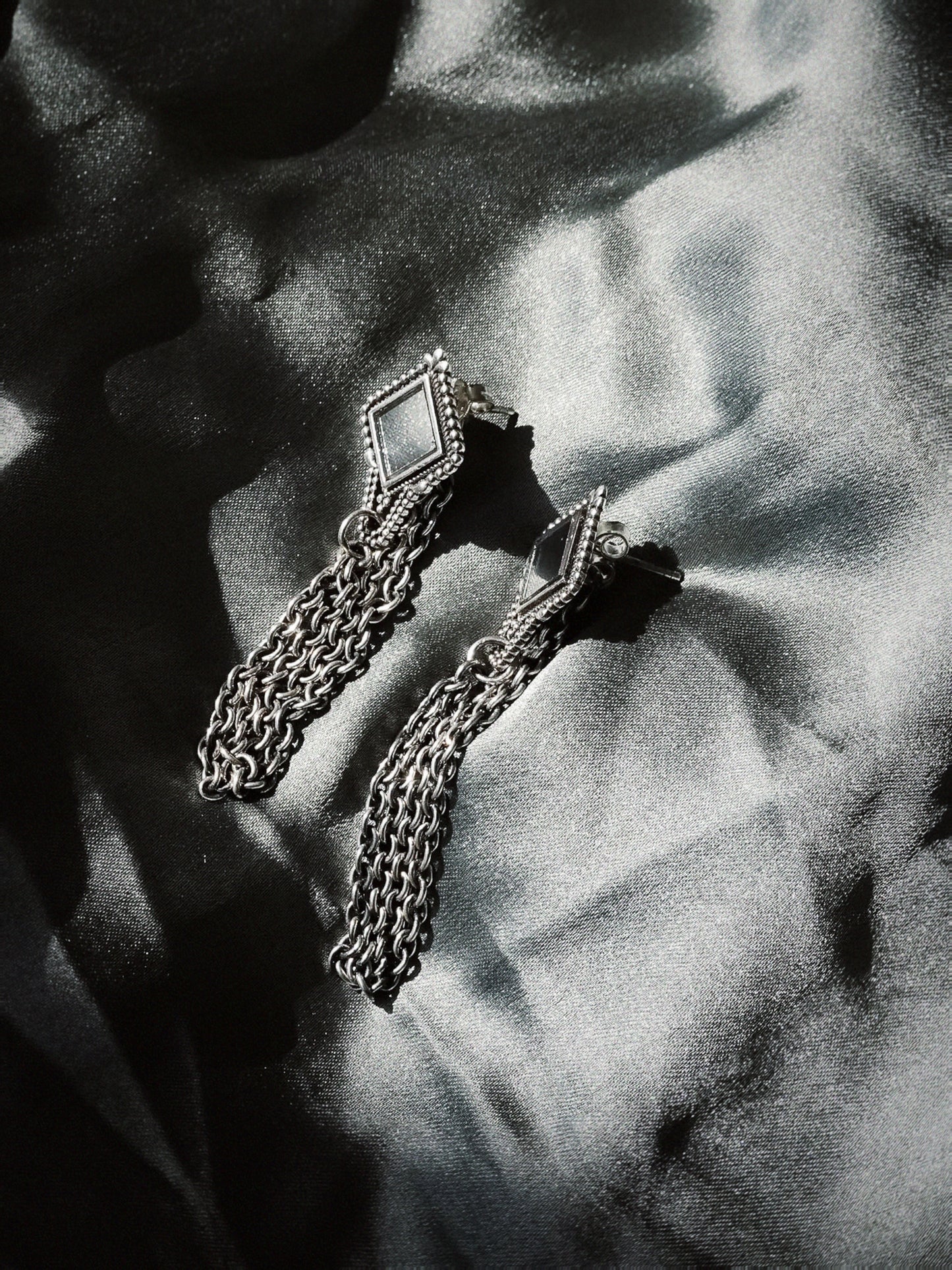 N229- Granulated Mirror Chain Earrings