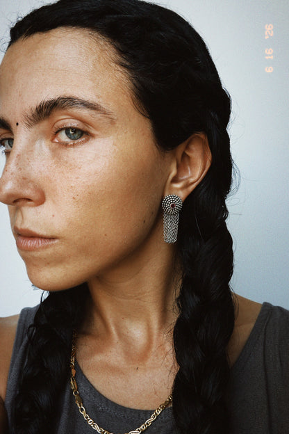 N226 – Chain & Micro Granulation Earrings