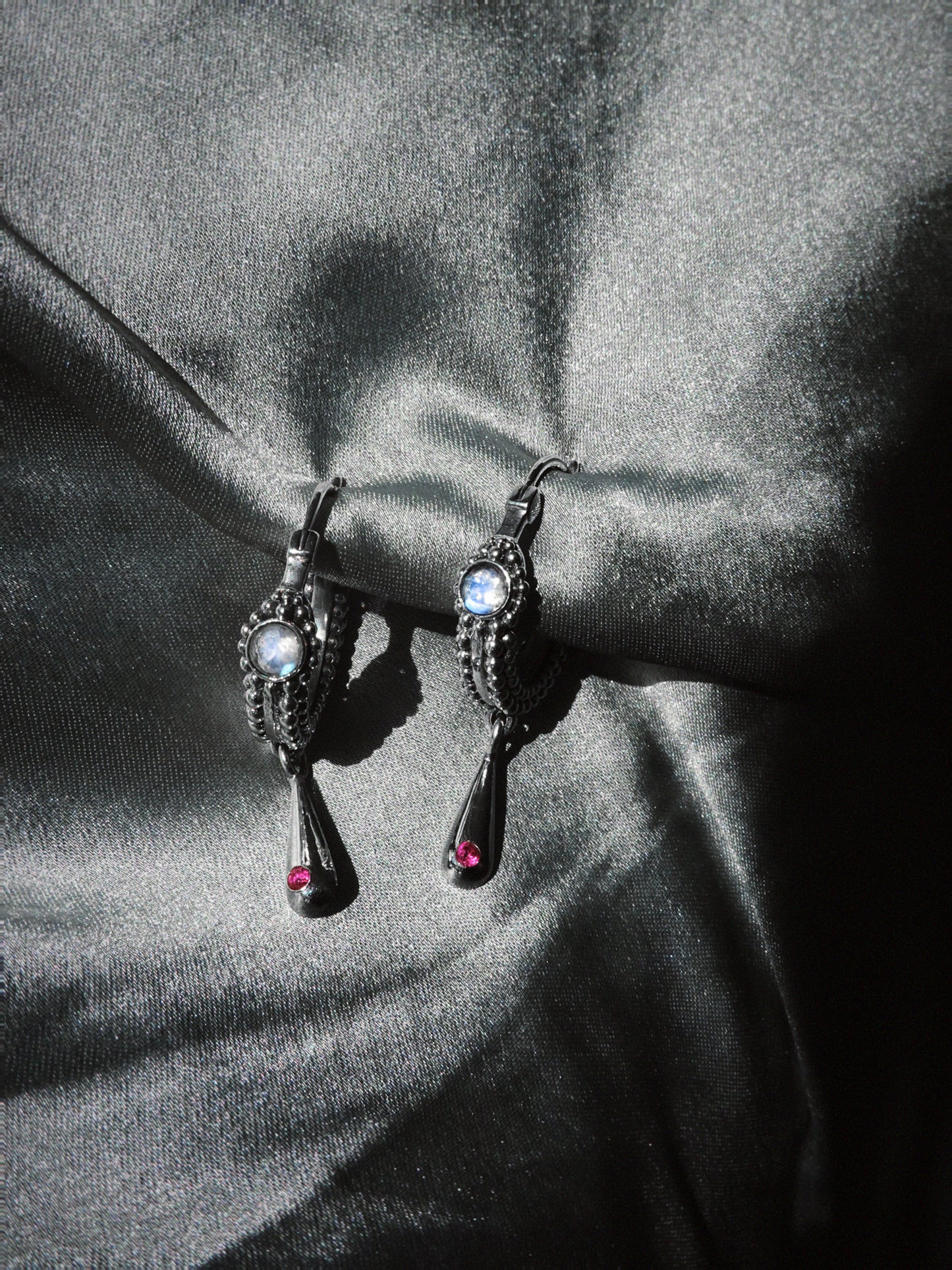 N225 – Moonstone Earrings with Micro Granulation