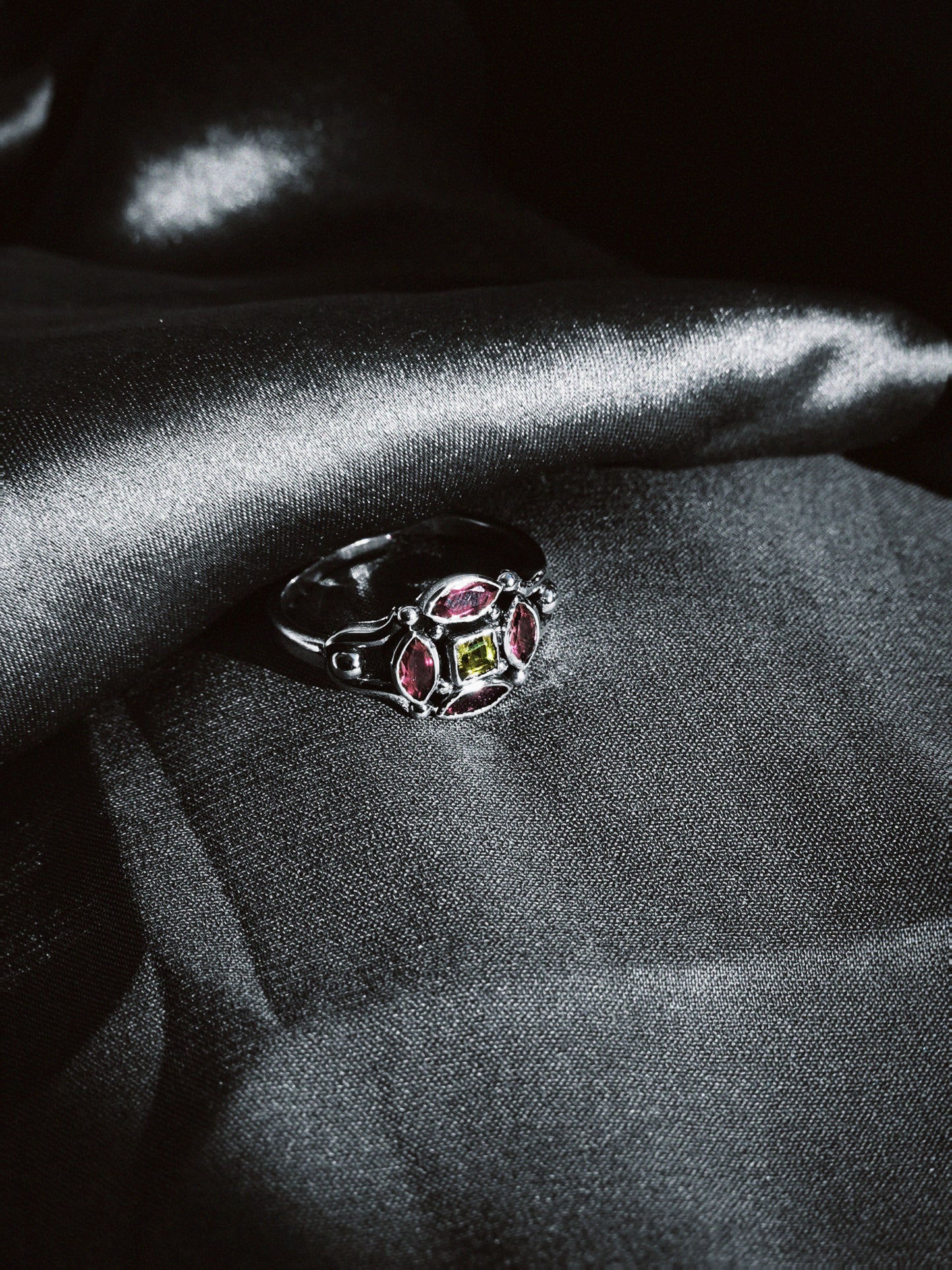 N235- Ziya Rani 925 Silver Ring