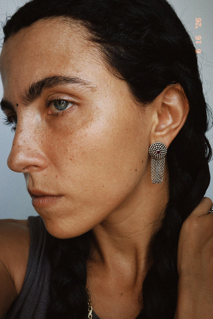 N226 – Chain & Micro Granulation Earrings