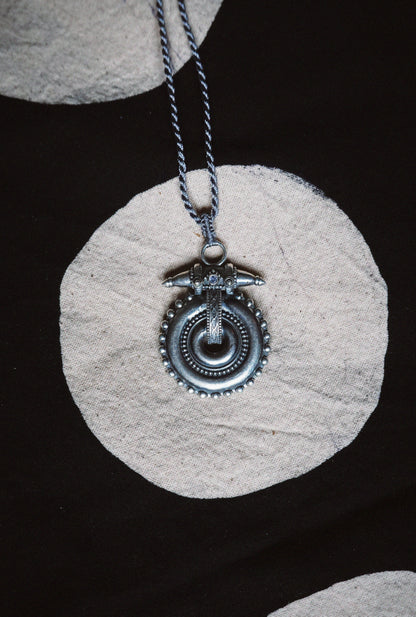 N217-Necklace inspired by traditional Akhota with Tanzanite PREORDER