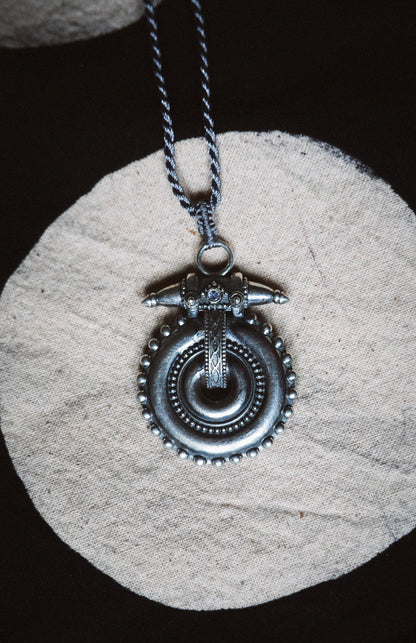 N217-Necklace inspired by traditional Akhota with Tanzanite PREORDER
