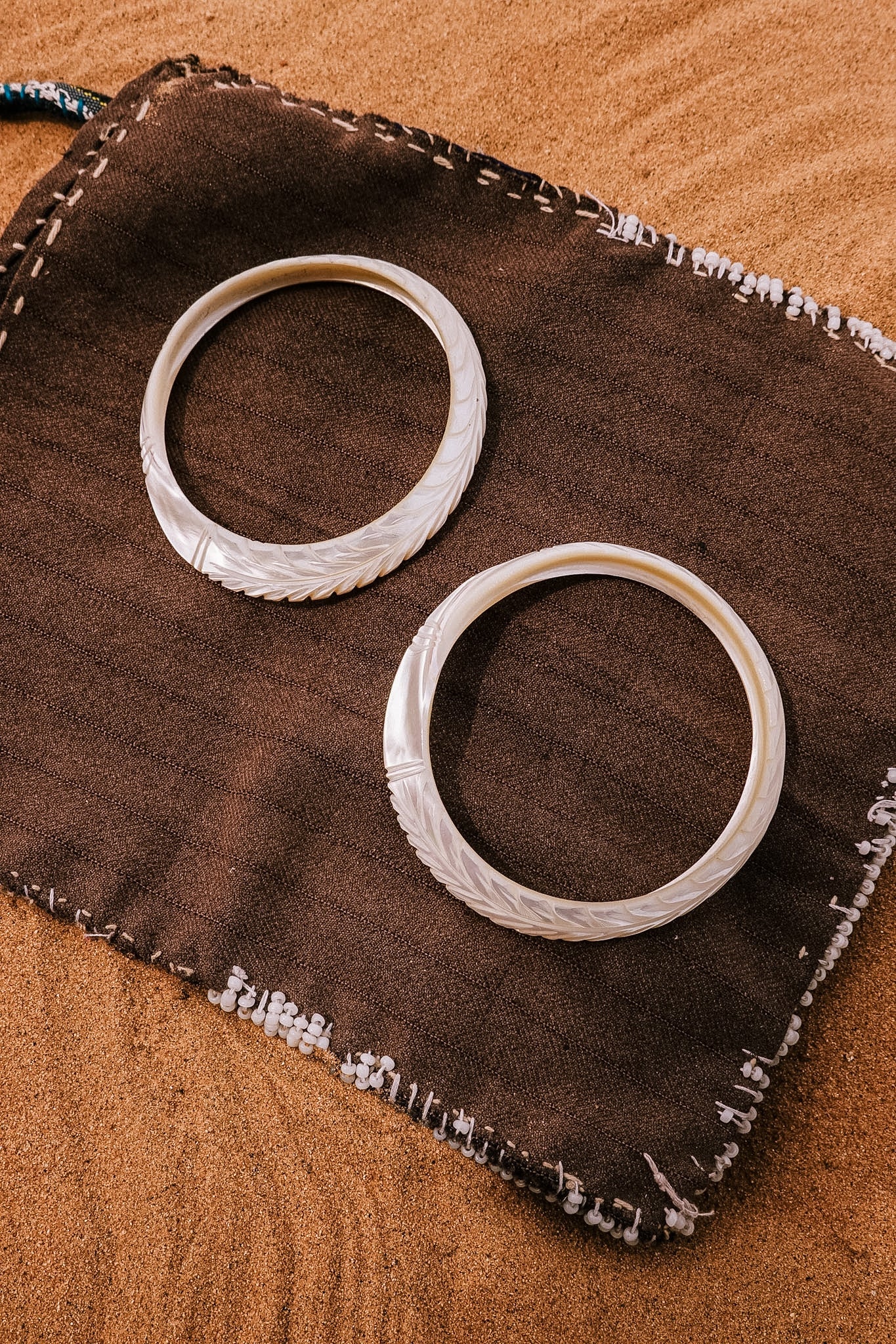 N210 - Natural  Shell Bangles Couple. XL