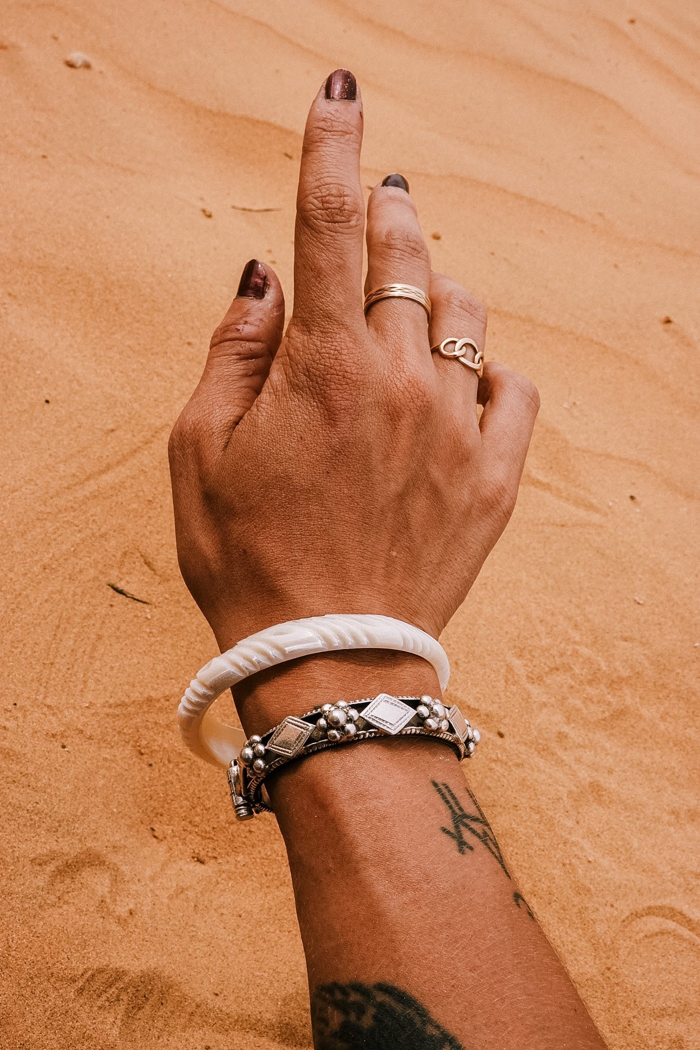 N210 - Natural  Shell Bangles Couple. XL