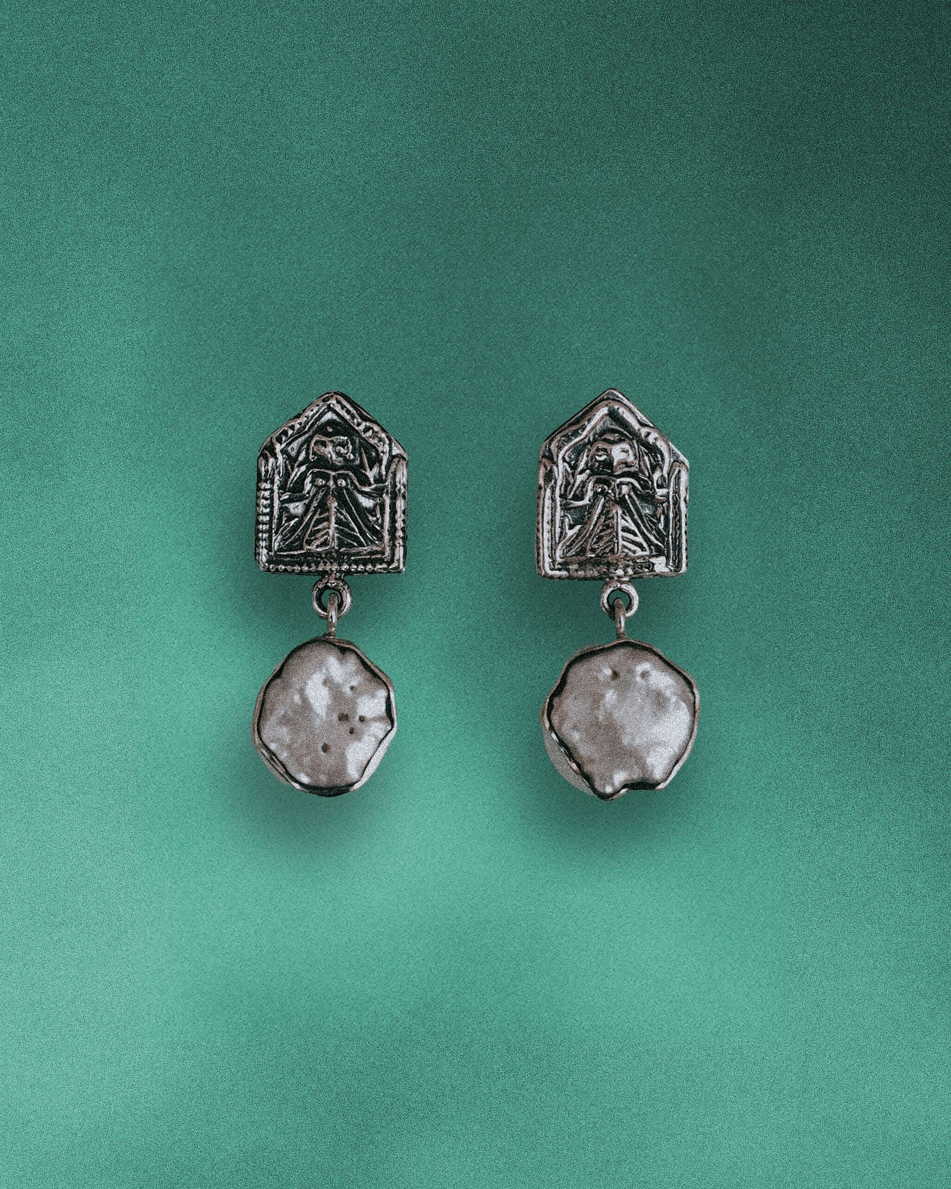 MOTI EARRINGS